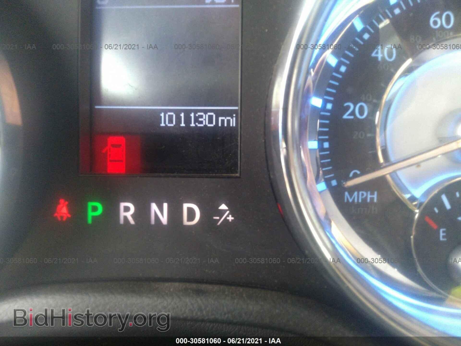 2011 CHRYSLER 300 - VIN: 2C3CA5CG7BH599501 - Фото 7