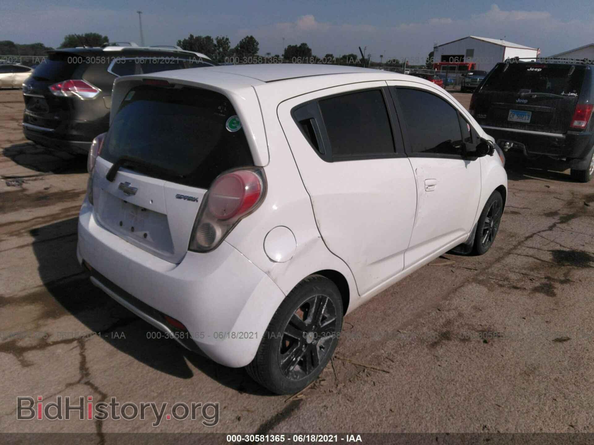 2014 CHEVROLET SPARK - VIN: KL8CA6S98EC429880 - Фото 4