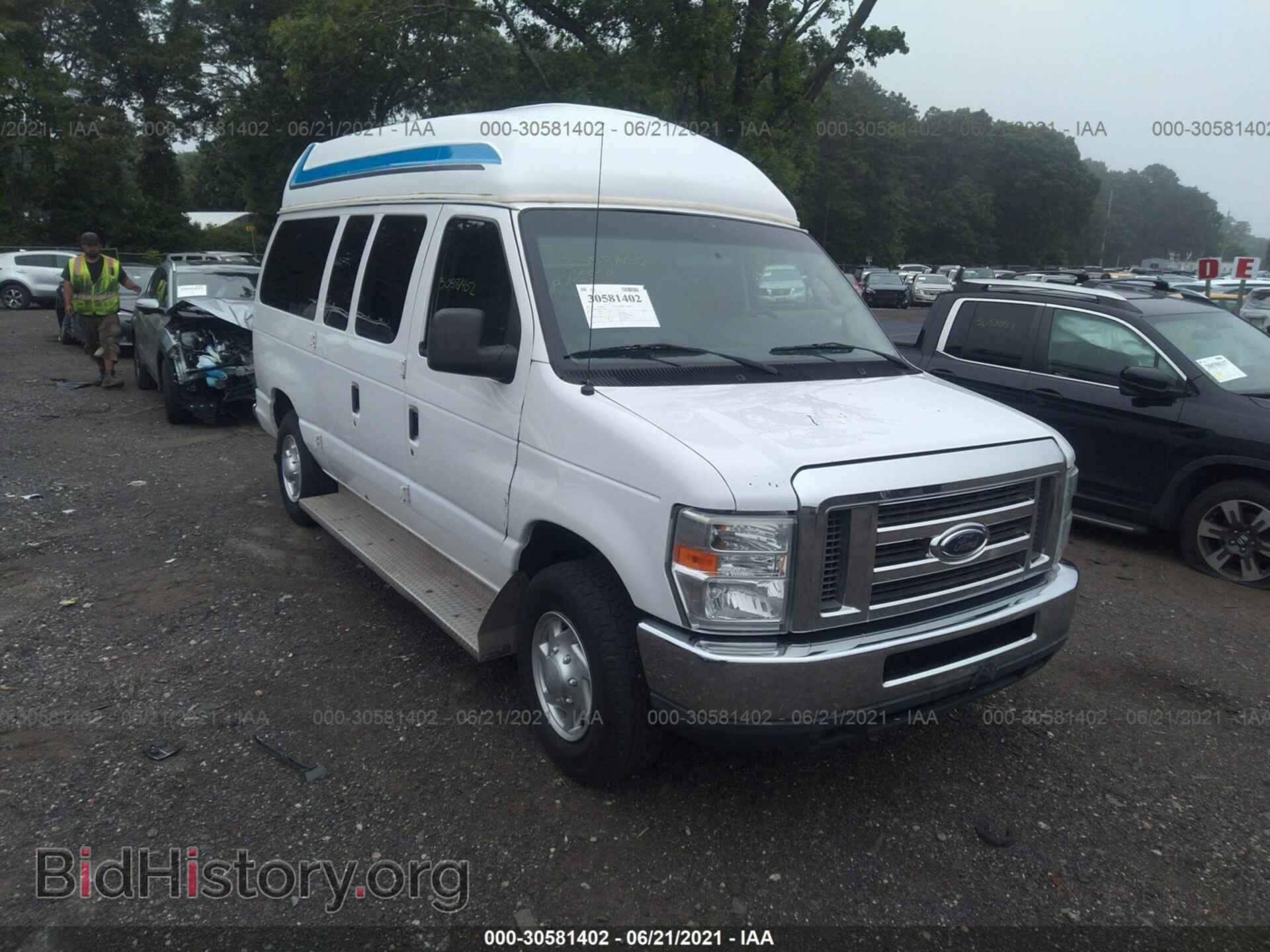 Photo 1FTNE2EL7BDA90393 - FORD ECONOLINE CARGO VAN 2011