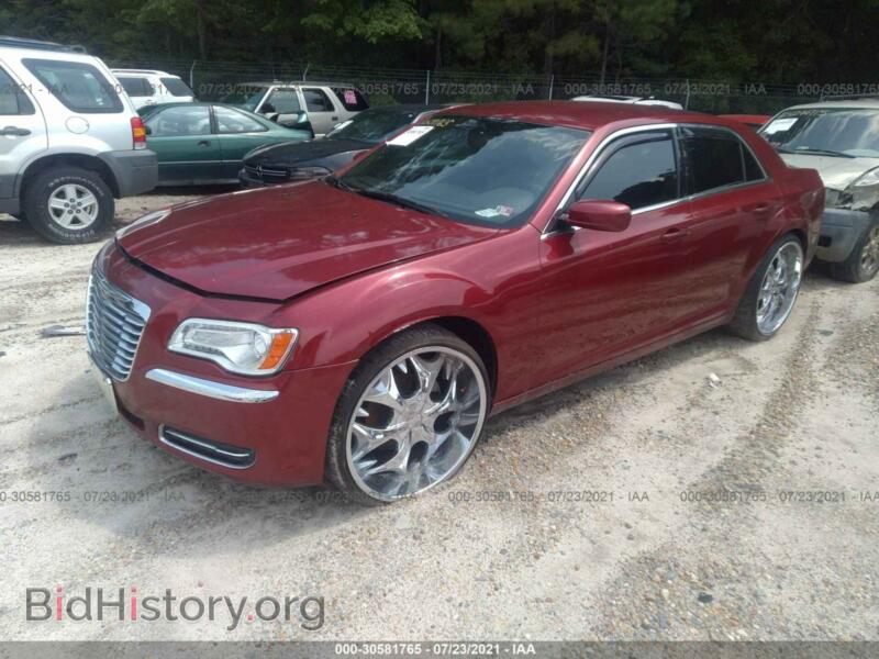 2012 Chrysler 300 (VIN 2C3CCAAGXCH132970) — photo 2 of 12