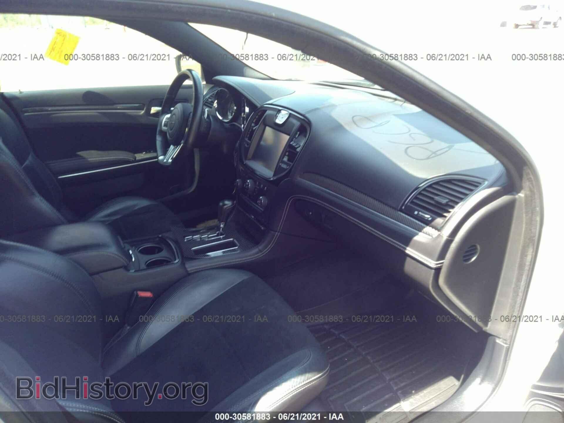 2013 CHRYSLER 300 - VIN: 2C3CCAFJ2DH572901 - Фото 5