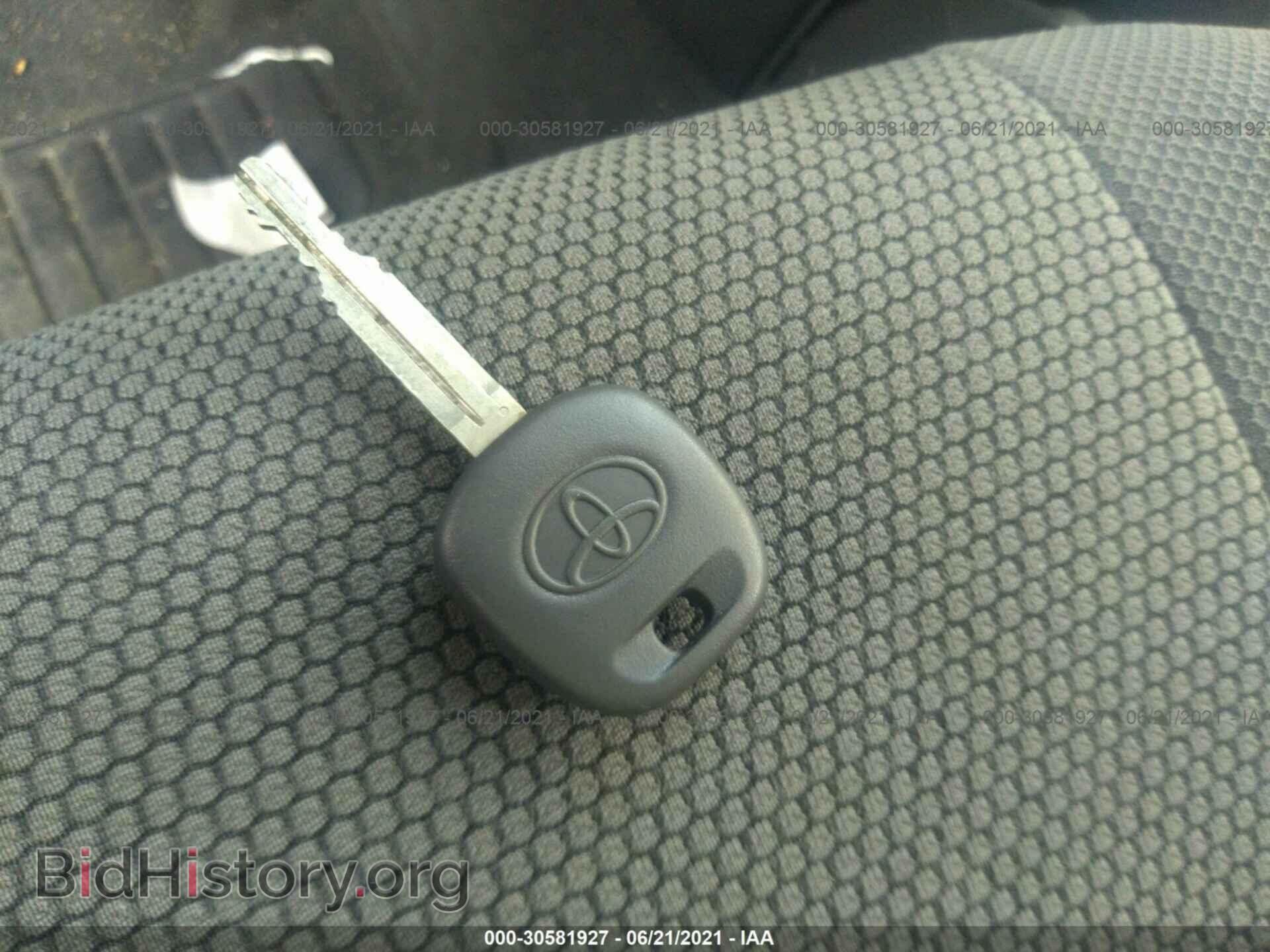 2007 TOYOTA MATRIX - VIN: 2T1KR30E47C668072 - Фото 11