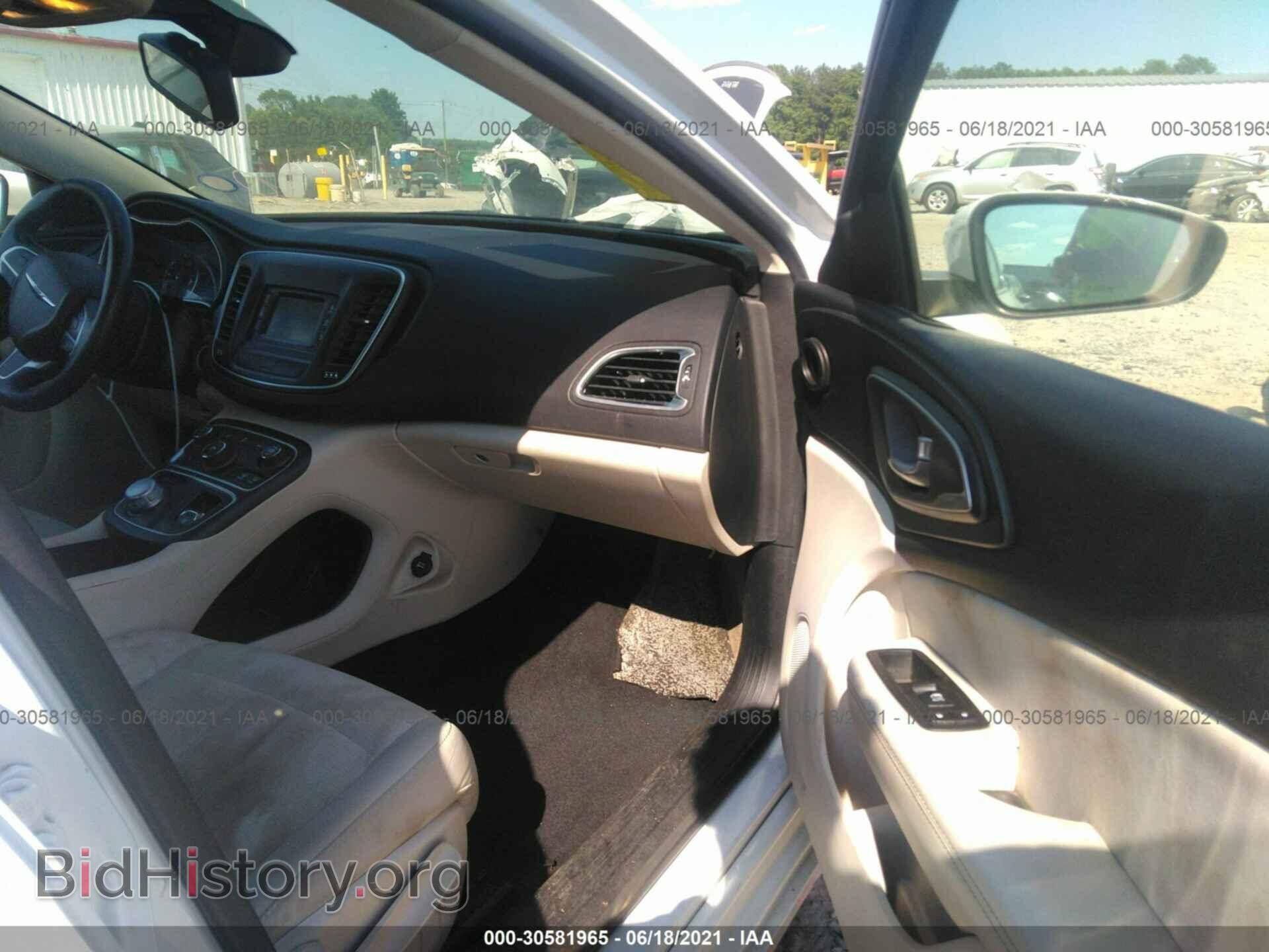2015 CHRYSLER 200 - VIN: 1C3CCCAB2FN607099 - Фото 5