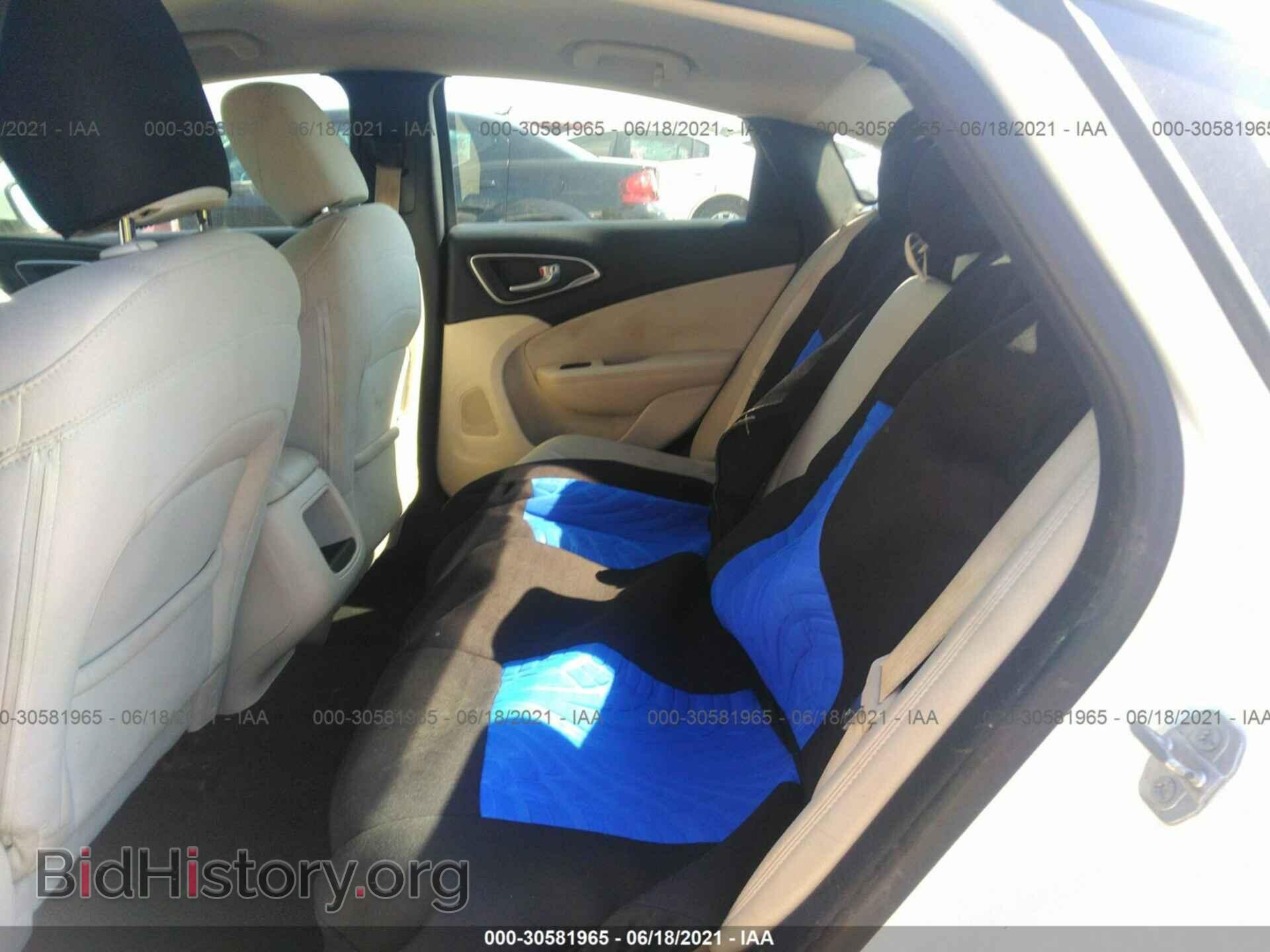 2015 CHRYSLER 200 - VIN: 1C3CCCAB2FN607099 - Фото 8