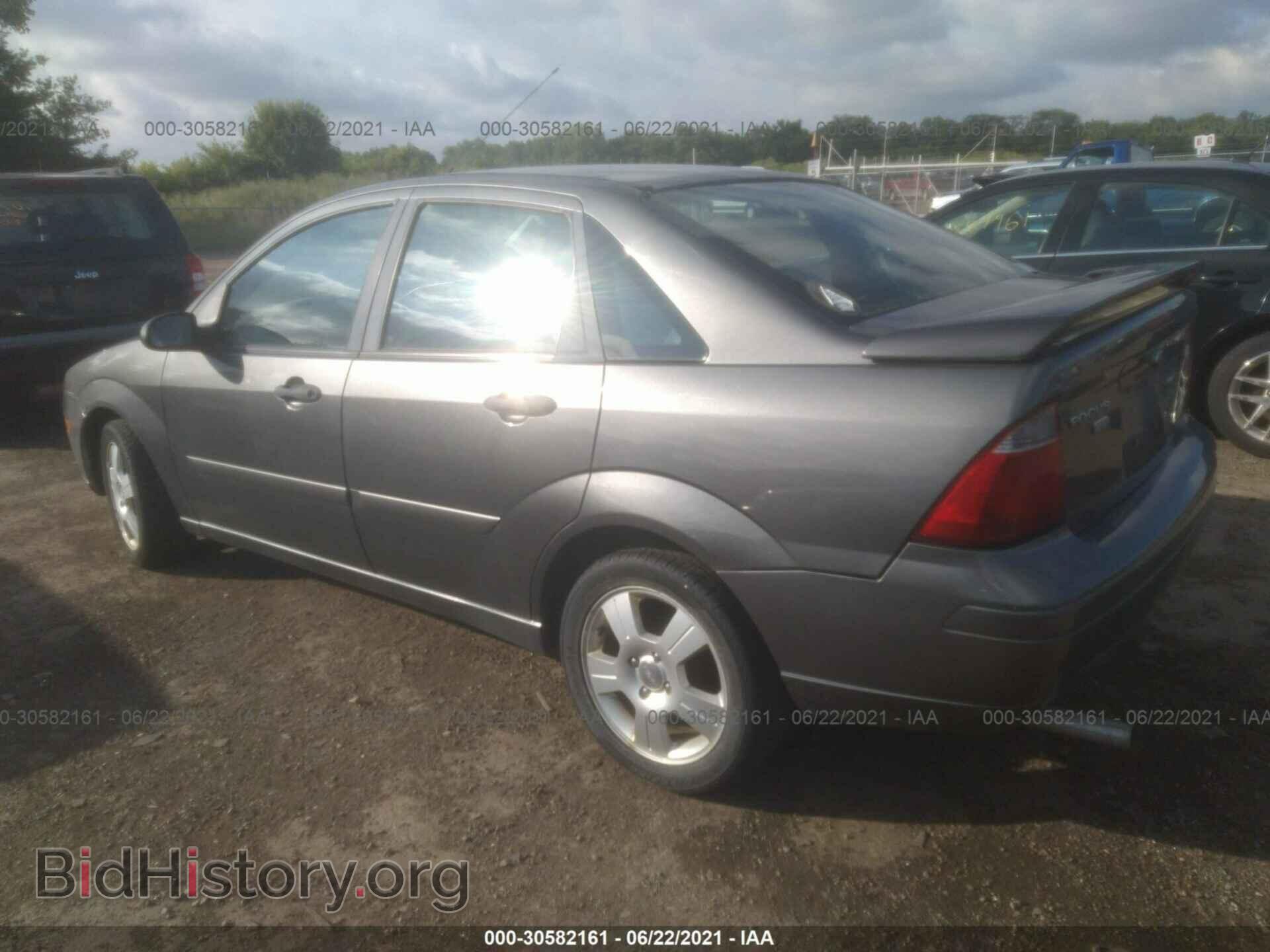 2007 FORD FOCUS - VIN: 1FAHP34N97W352738 - Фото 3