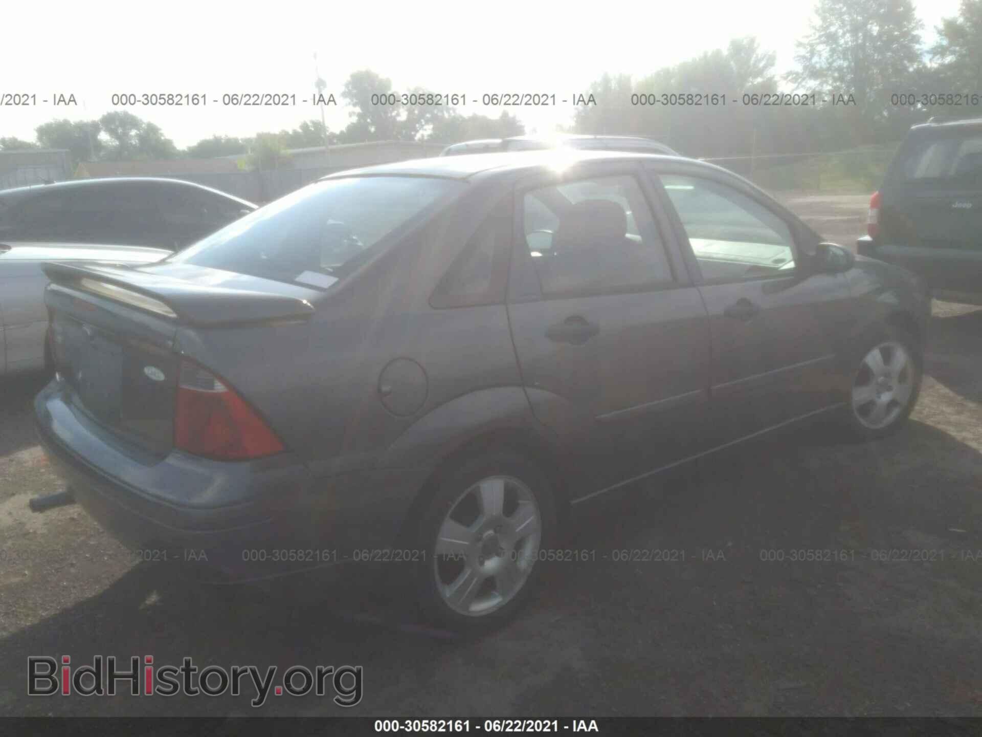 2007 FORD FOCUS - VIN: 1FAHP34N97W352738 - Фото 4