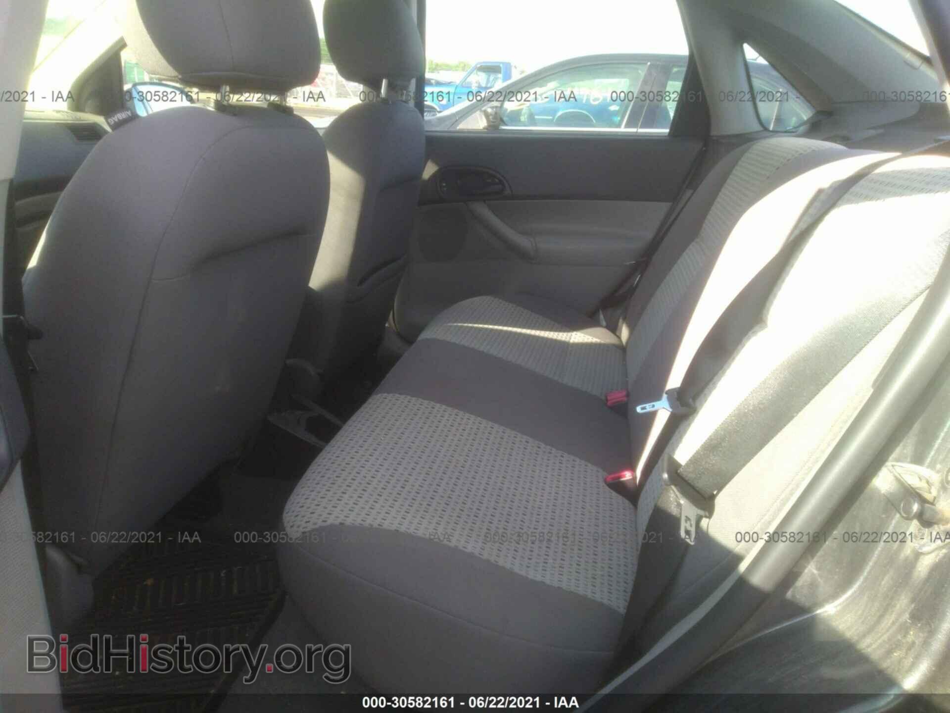 2007 FORD FOCUS - VIN: 1FAHP34N97W352738 - Фото 8