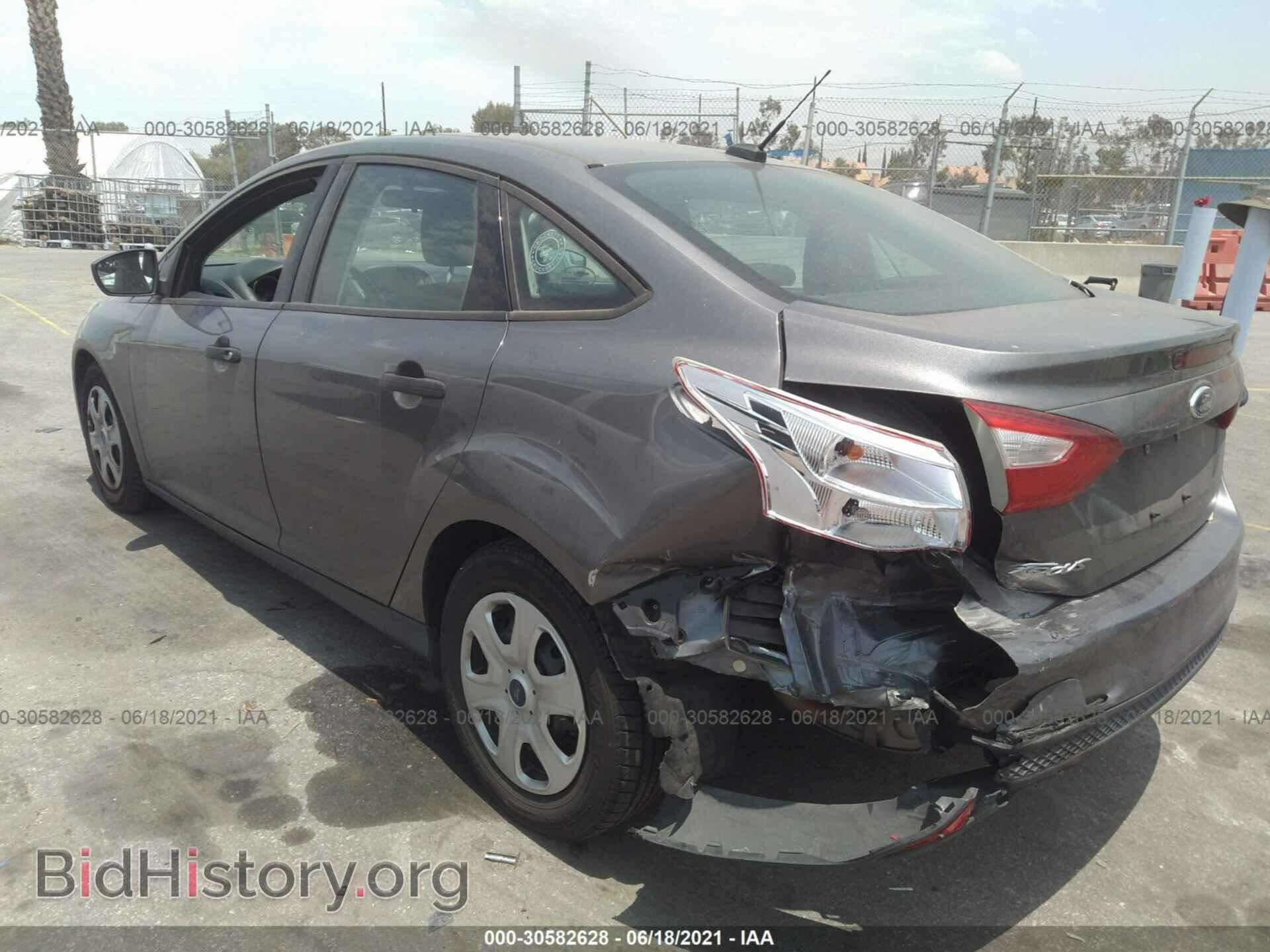 2012 FORD FOCUS - VIN: 1FAHP3E28CL324316 - Photo 3