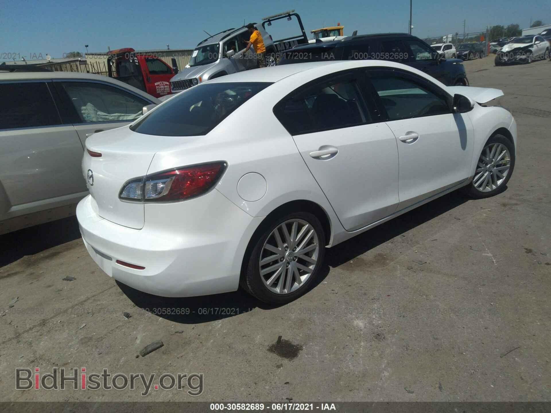 2013 MAZDA MAZDA3 - VIN: JM1BL1TF2D1809442 - Фото 4