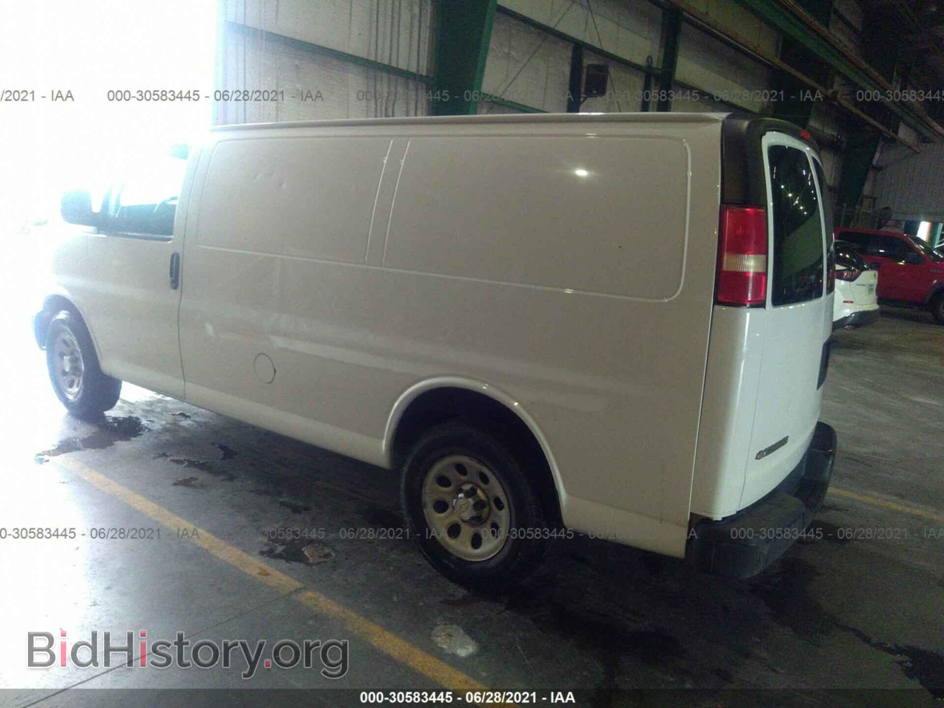2013 CHEVROLET EXPRESS CARGO VAN - VIN: 1GCSGAFX1D1146809 - Фото 3
