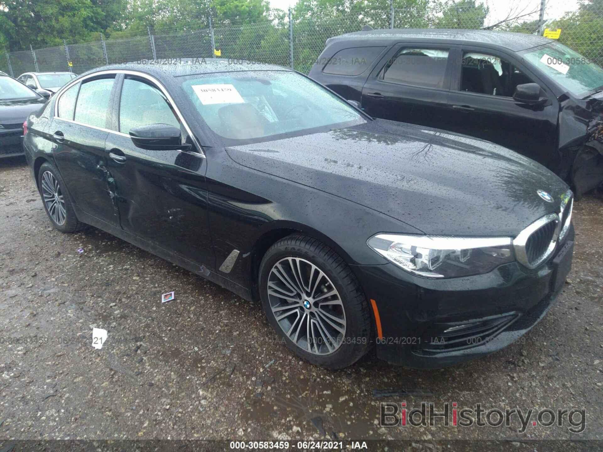 Photo WBAJE7C50JG891788 - BMW 5 SERIES 2018