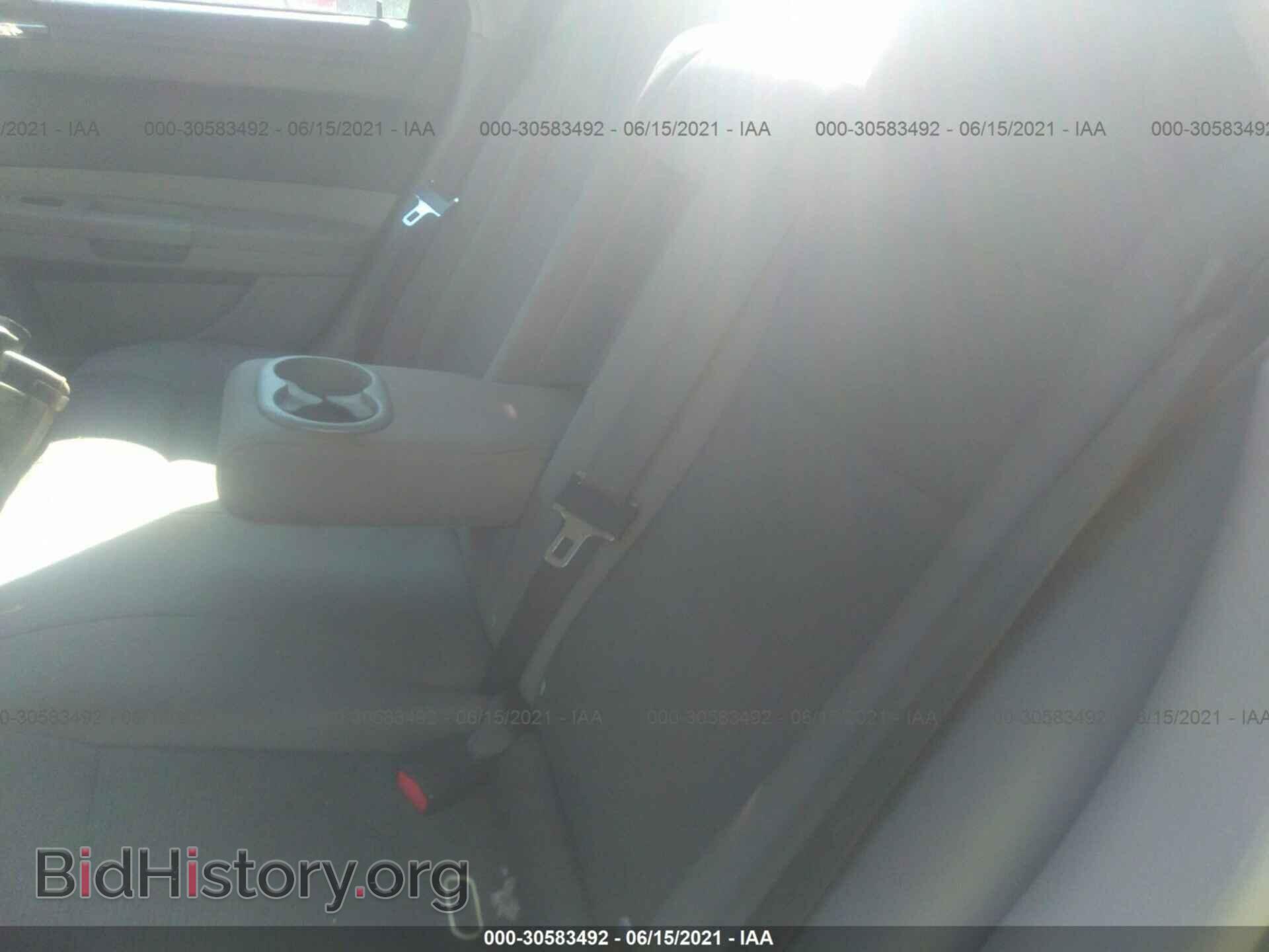 2006 CHRYSLER 300 - VIN: 2C3KA43R06H472070 - Фото 8