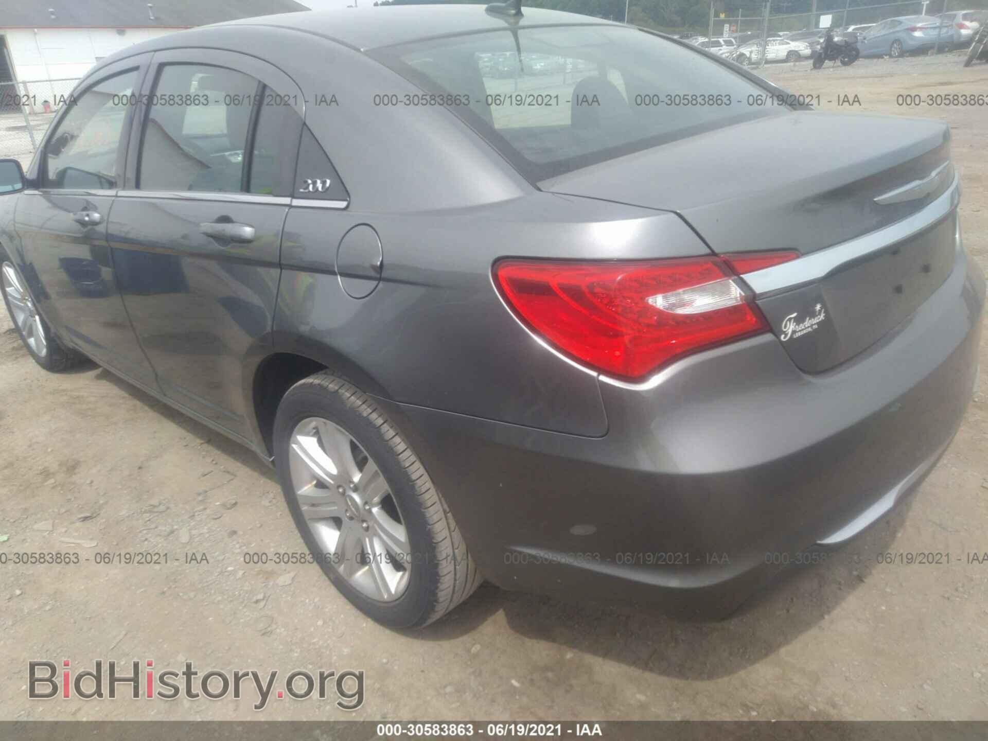 2013 CHRYSLER 200 - VIN: 1C3CCBAB3DN763823 - Фото 3