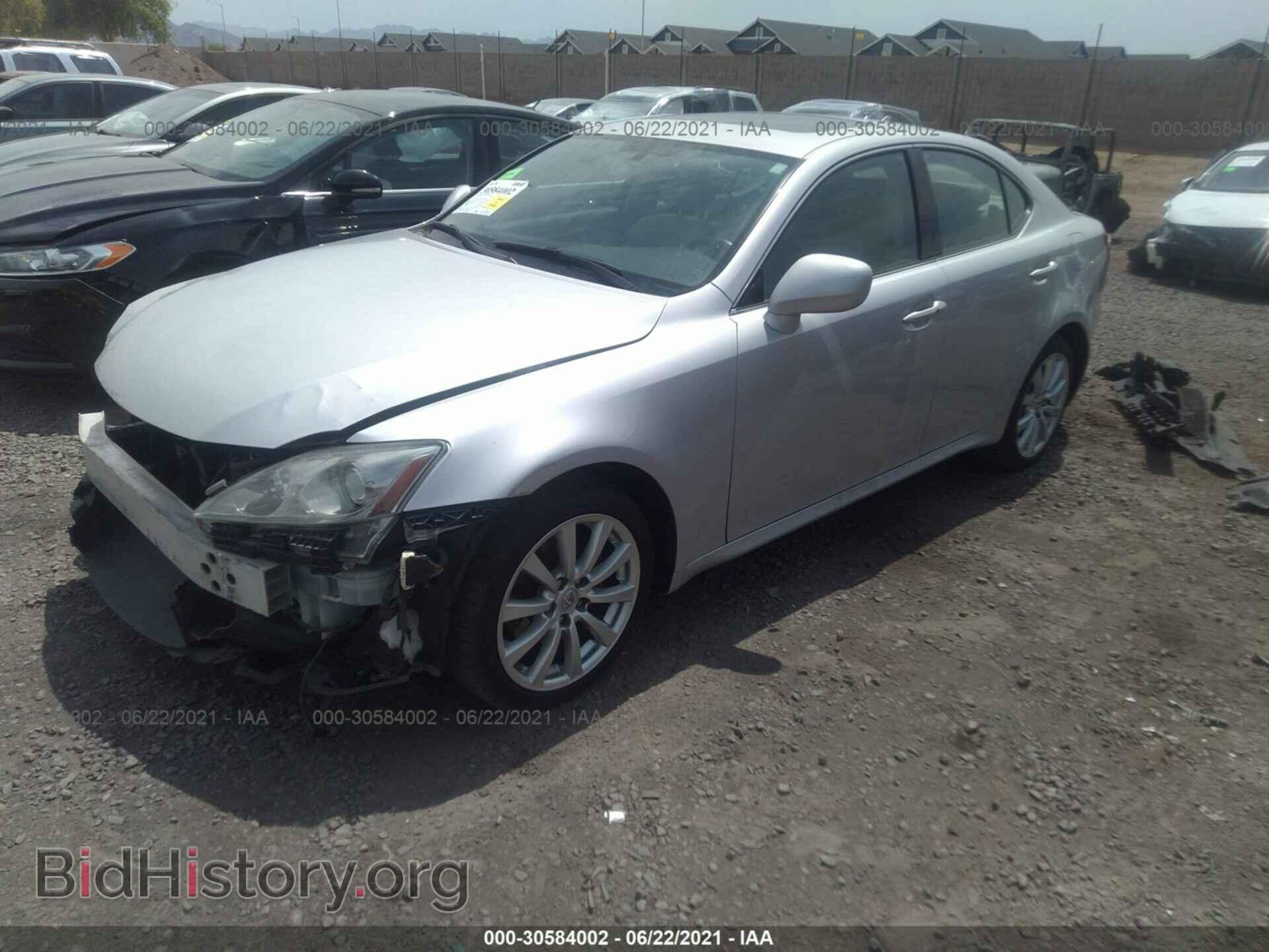 2007 LEXUS IS 250 - VIN: JTHCK262672017331 - Фото 2