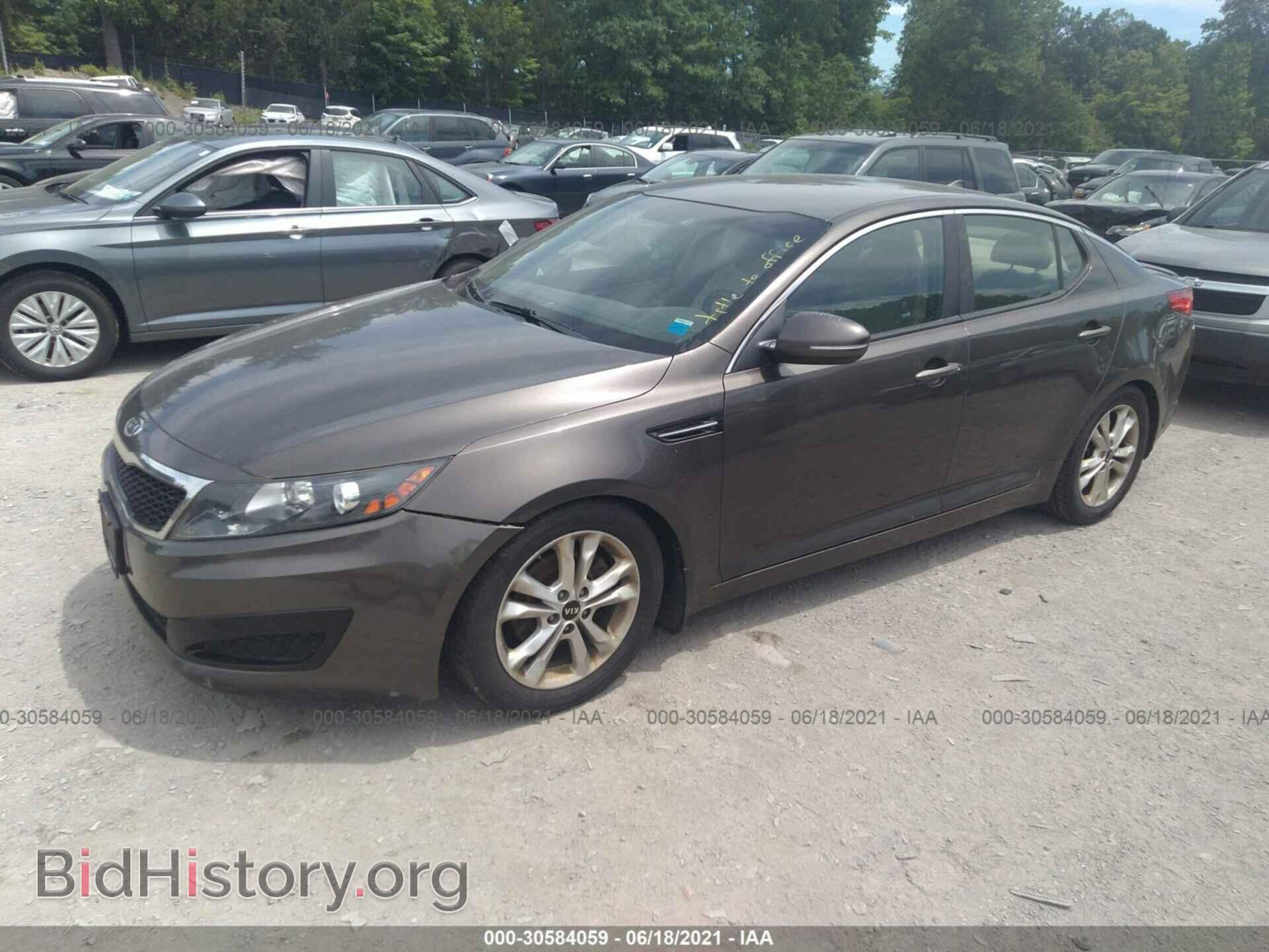 2011 KIA OPTIMA - VIN: KNAGM4A75B5069176 - Фото 2