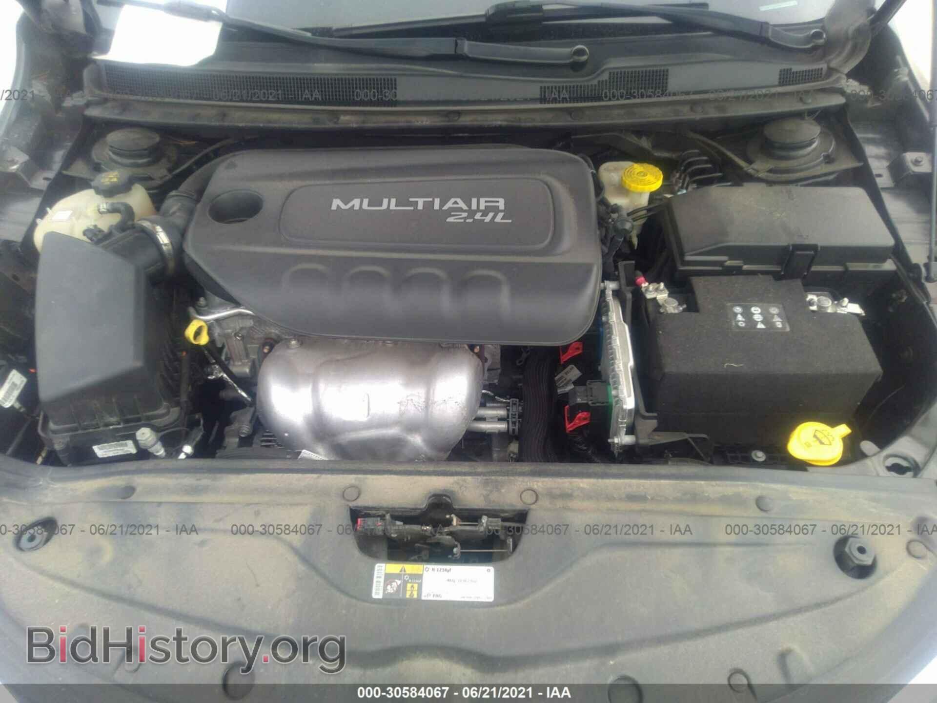 2017 CHRYSLER 200 - VIN: 1C3CCCAB7HN511598 - Фото 10