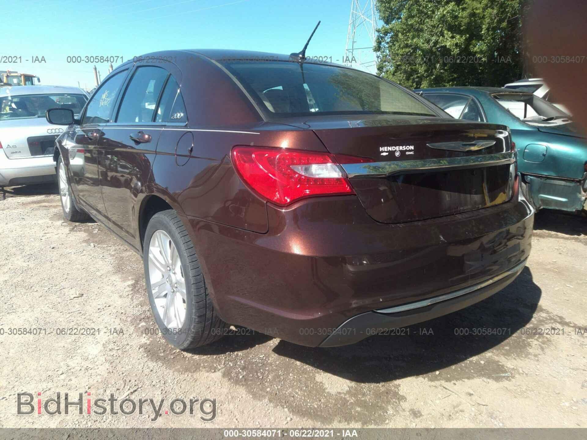 2013 CHRYSLER 200 - VIN: 1C3CCBBB5DN765538 - Фото 3