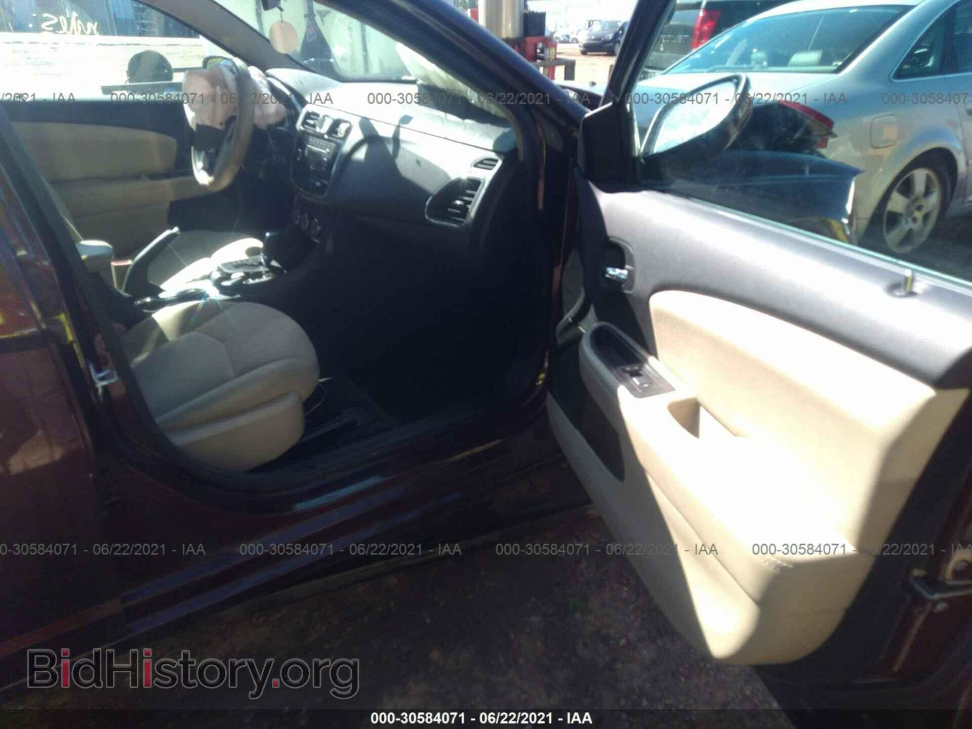 2013 CHRYSLER 200 - VIN: 1C3CCBBB5DN765538 - Фото 5
