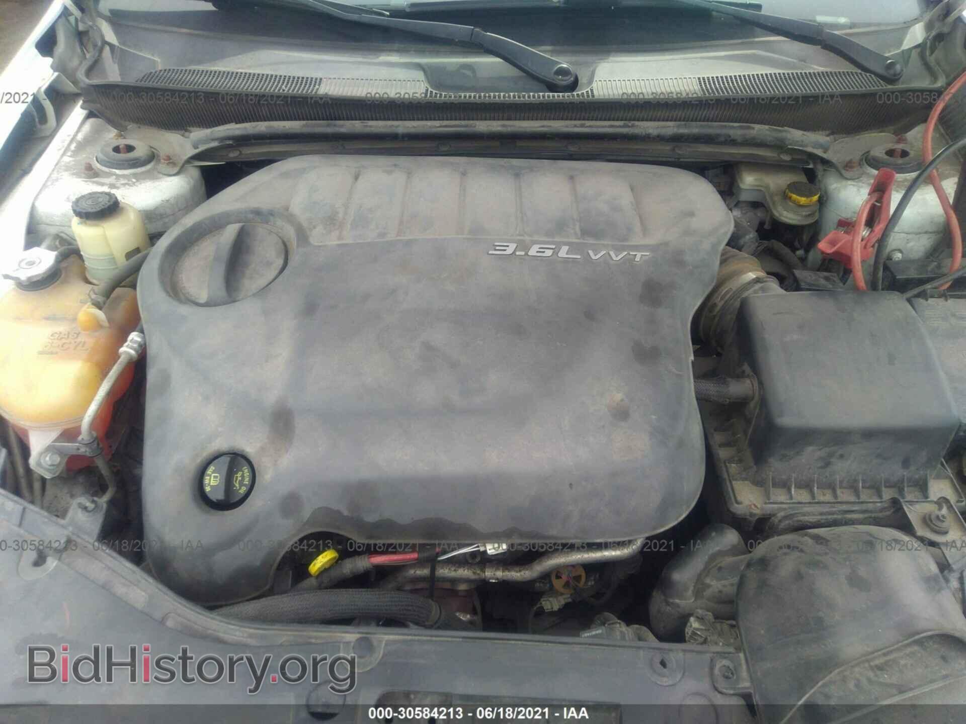 2012 CHRYSLER 200 - VIN: 1C3CCBBG1CN249820 - Фото 10