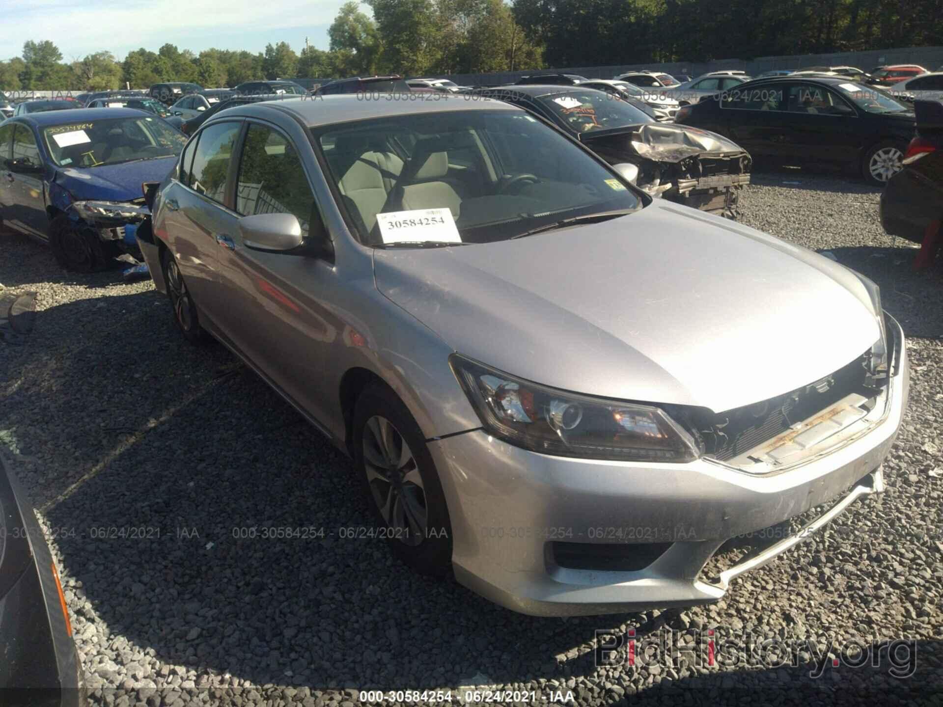 Photo 1HGCR2F39DA163456 - HONDA ACCORD SDN 2013