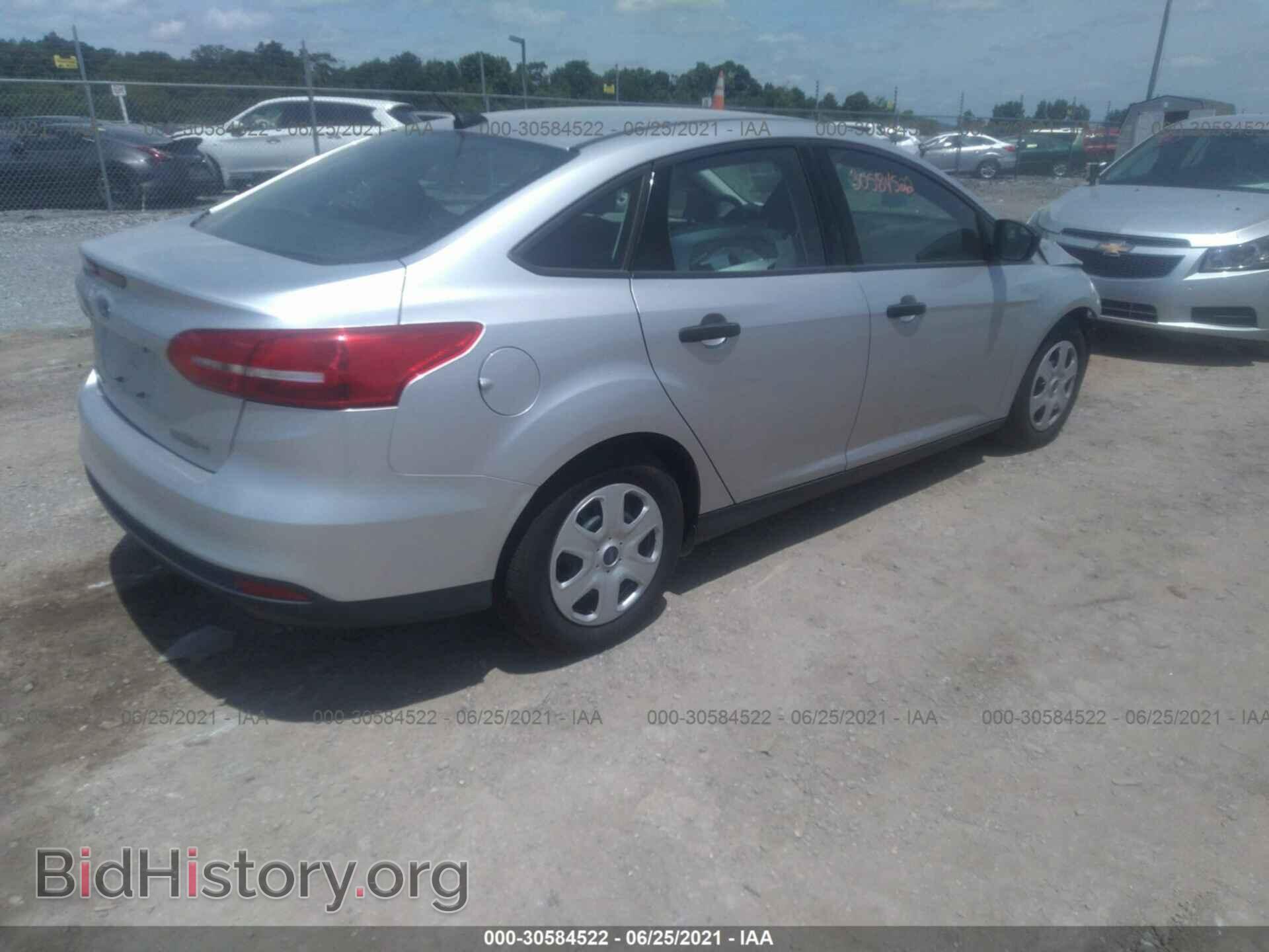 2017 FORD FOCUS - VIN: 1FADP3E28HL330767 - Photo 4