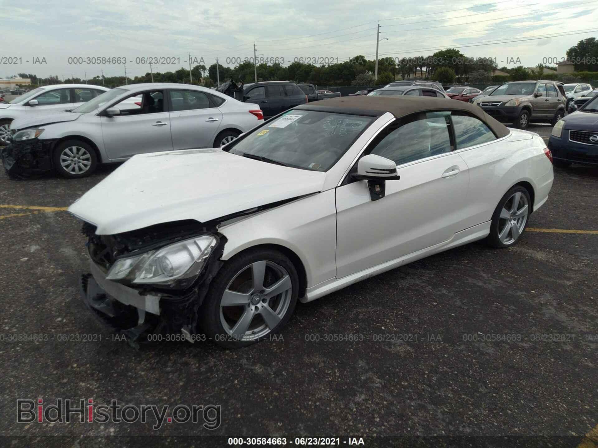 2011 MERCEDES-BENZ E-CLASS - VIN: WDDKK7CF1BF086789 - Фото 2