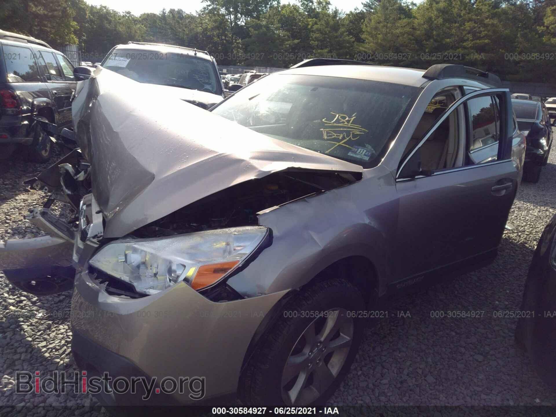 2014 SUBARU OUTBACK - VIN: 4S4BRBKC3E3246303 - Фото 2