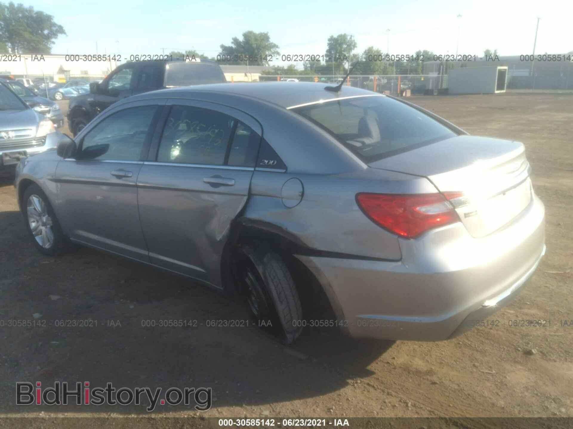 2013 CHRYSLER 200 - VIN: 1C3CCBBG2DN531918 - Фото 3