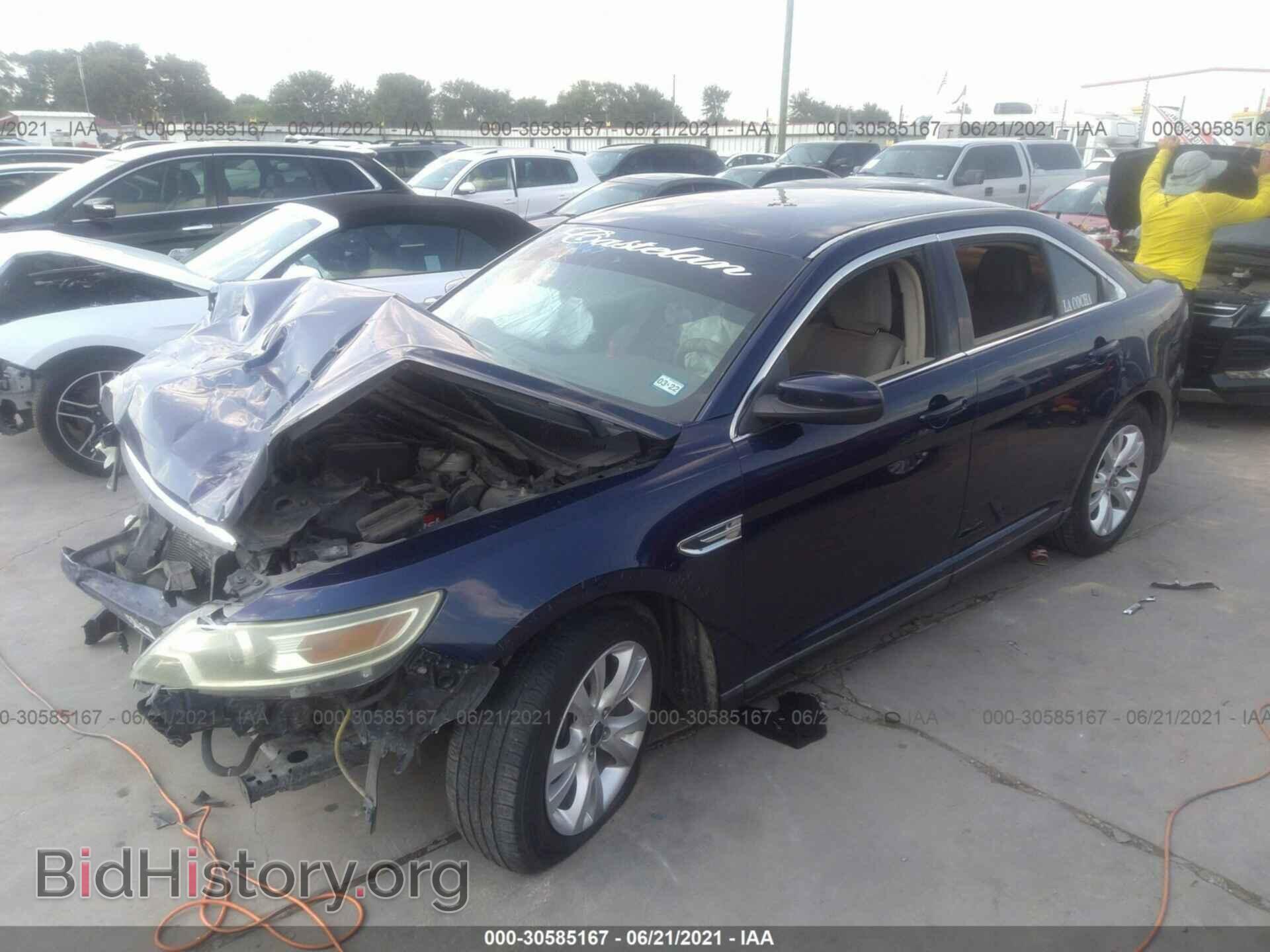 2011 FORD TAURUS - VIN: 1FAHP2HW7BG120638 - Photo 2