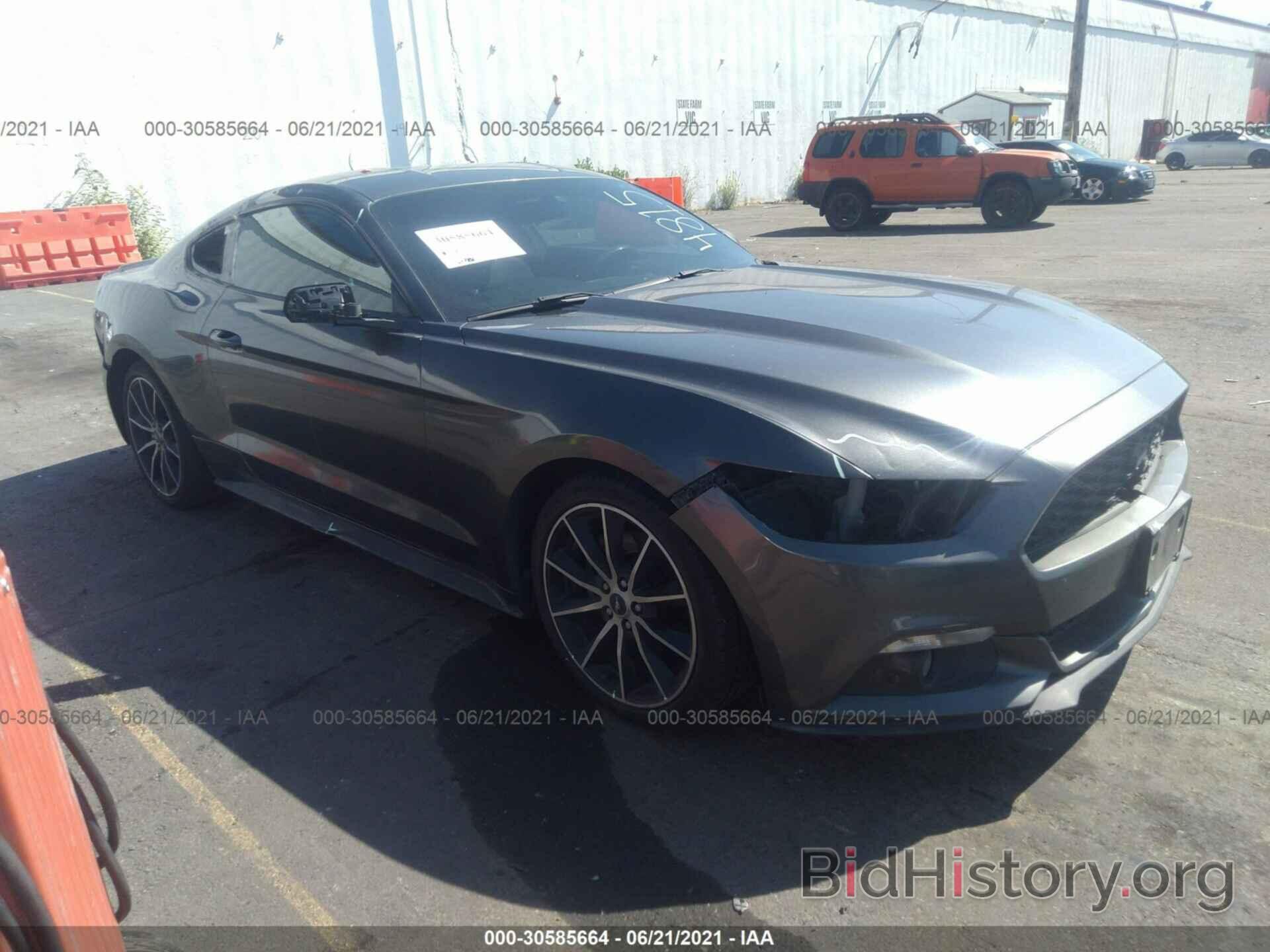 Photo 1FA6P8THXF5339310 - FORD MUSTANG 2015