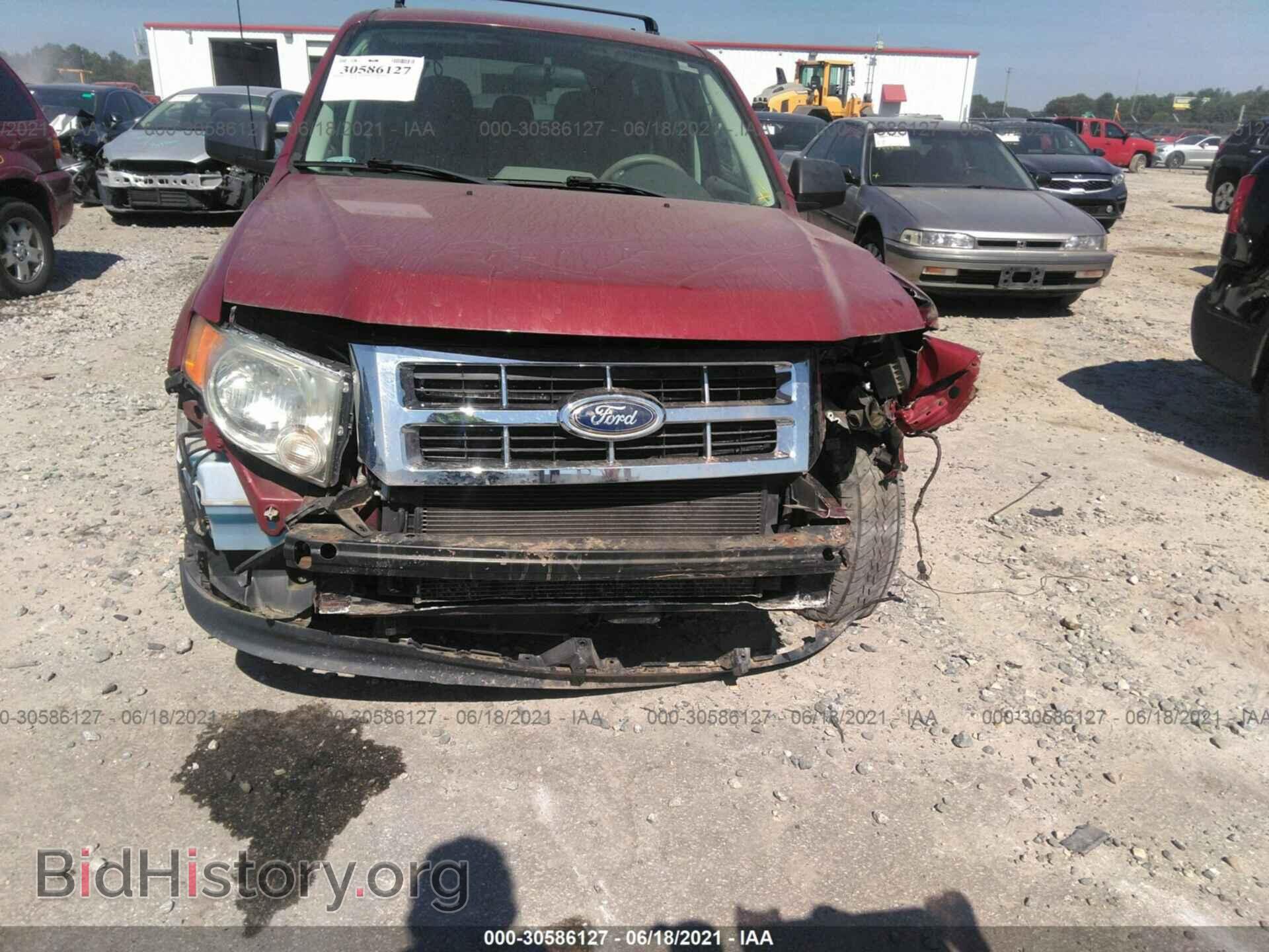 2011 FORD ESCAPE - VIN: 1FMCU0C71BKA45297 - Фото 6