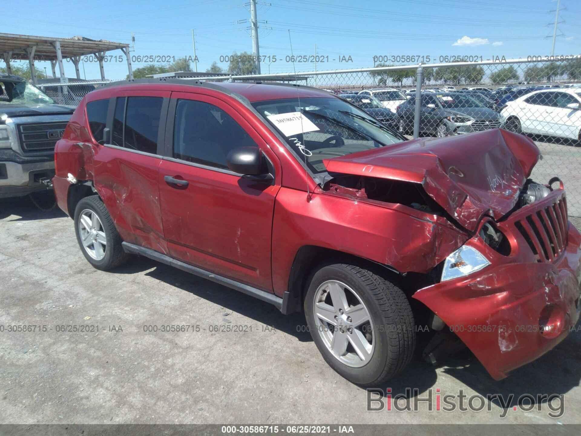 Photo 1J8FF47W67D383108 - JEEP COMPASS 2007