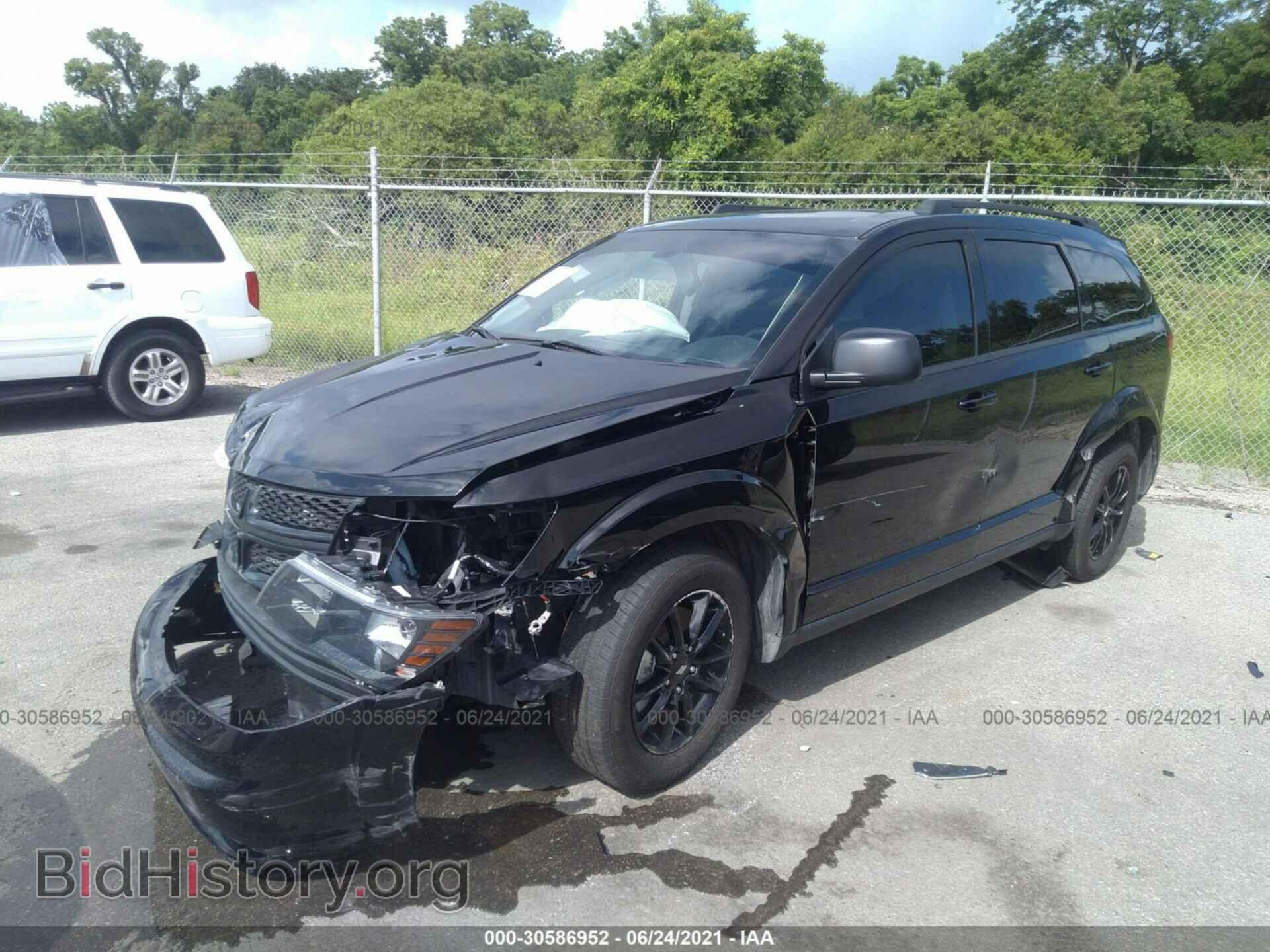 2020 DODGE JOURNEY - VIN: 3C4PDCAB1LT262475 - Фото 2