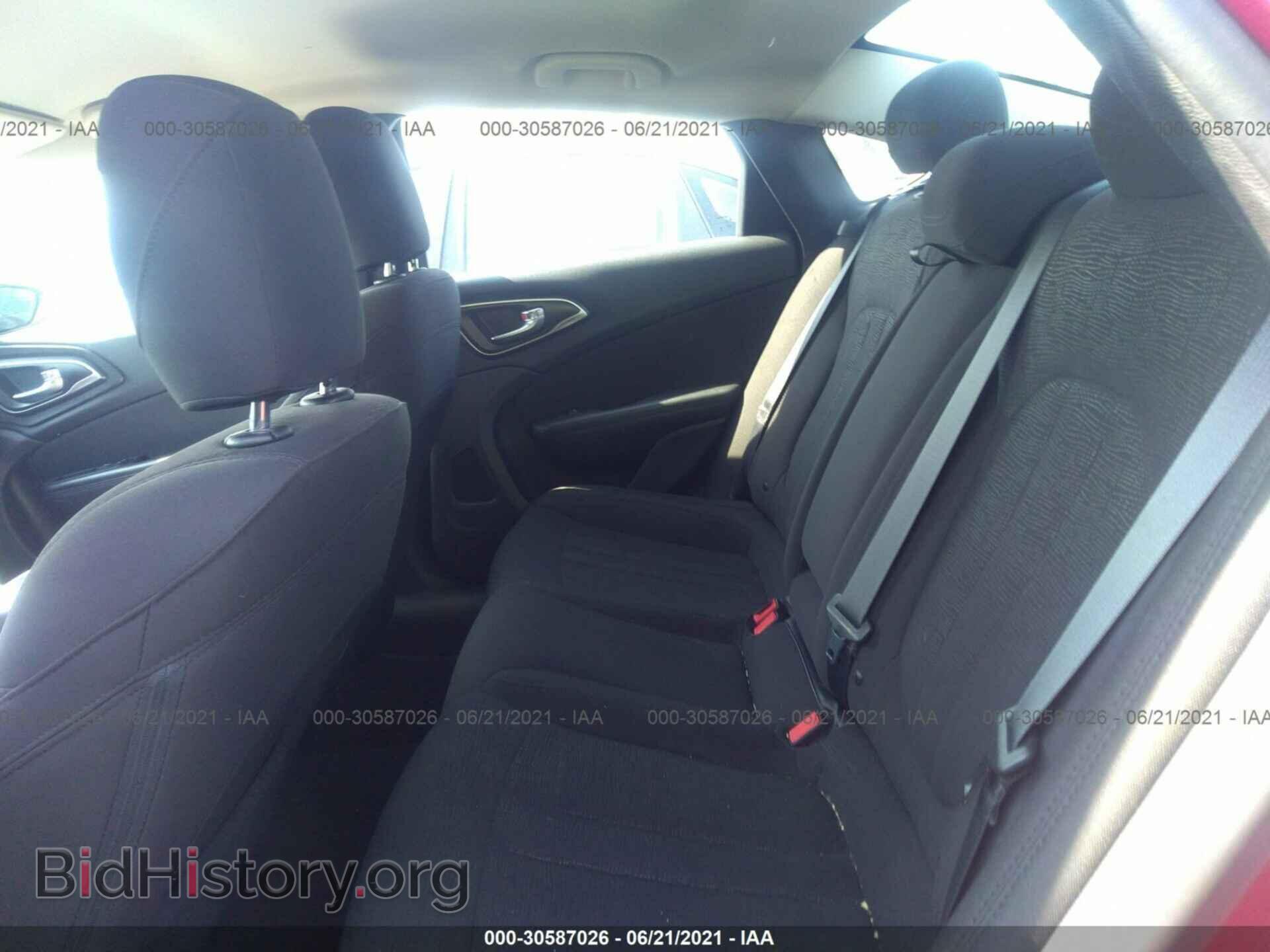2015 CHRYSLER 200 - VIN: 1C3CCCAB9FN652623 - Photo 8