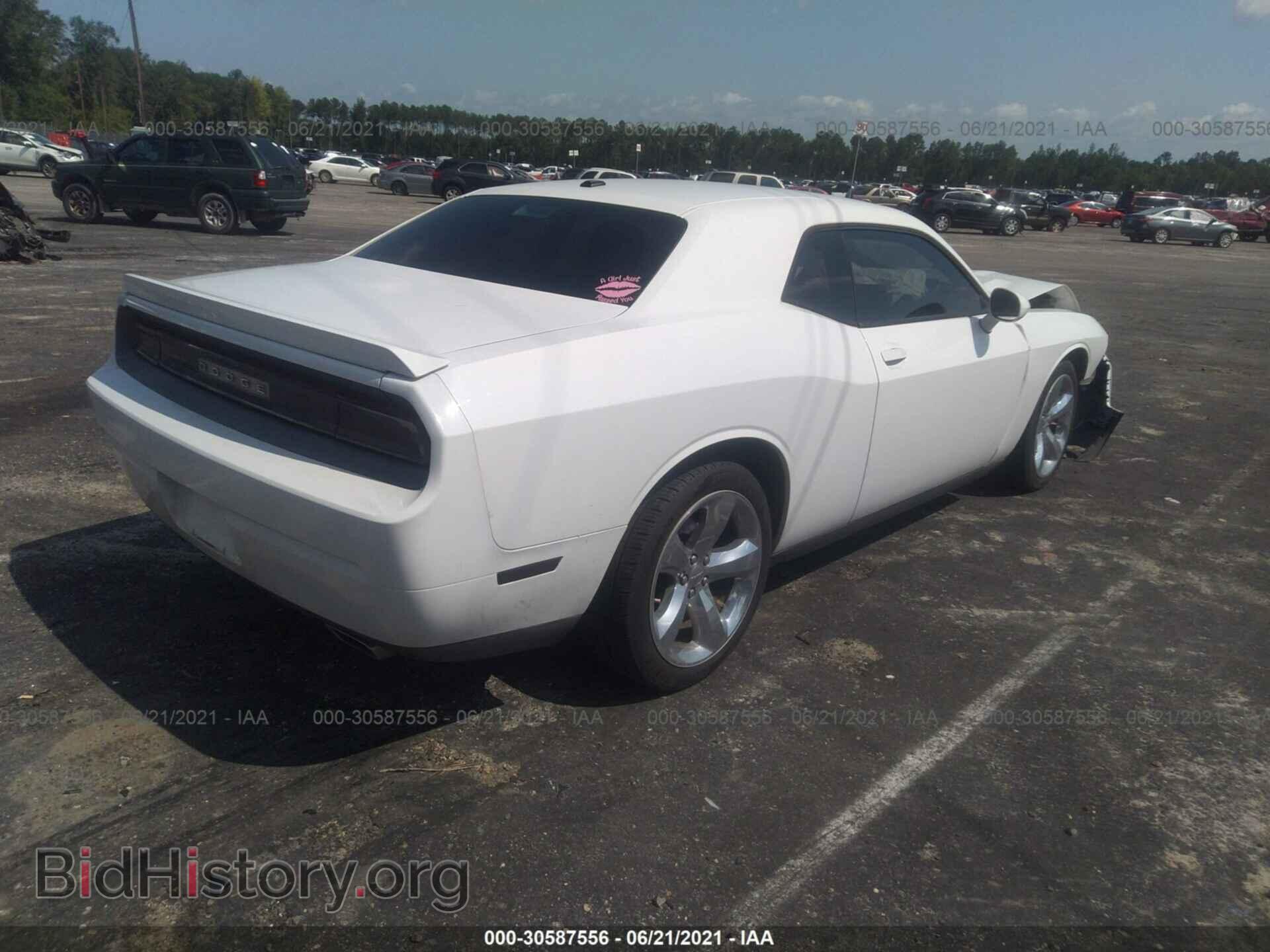 2014 DODGE CHALLENGER - VIN: 2C3CDYAG2EH203961 - Фото 4