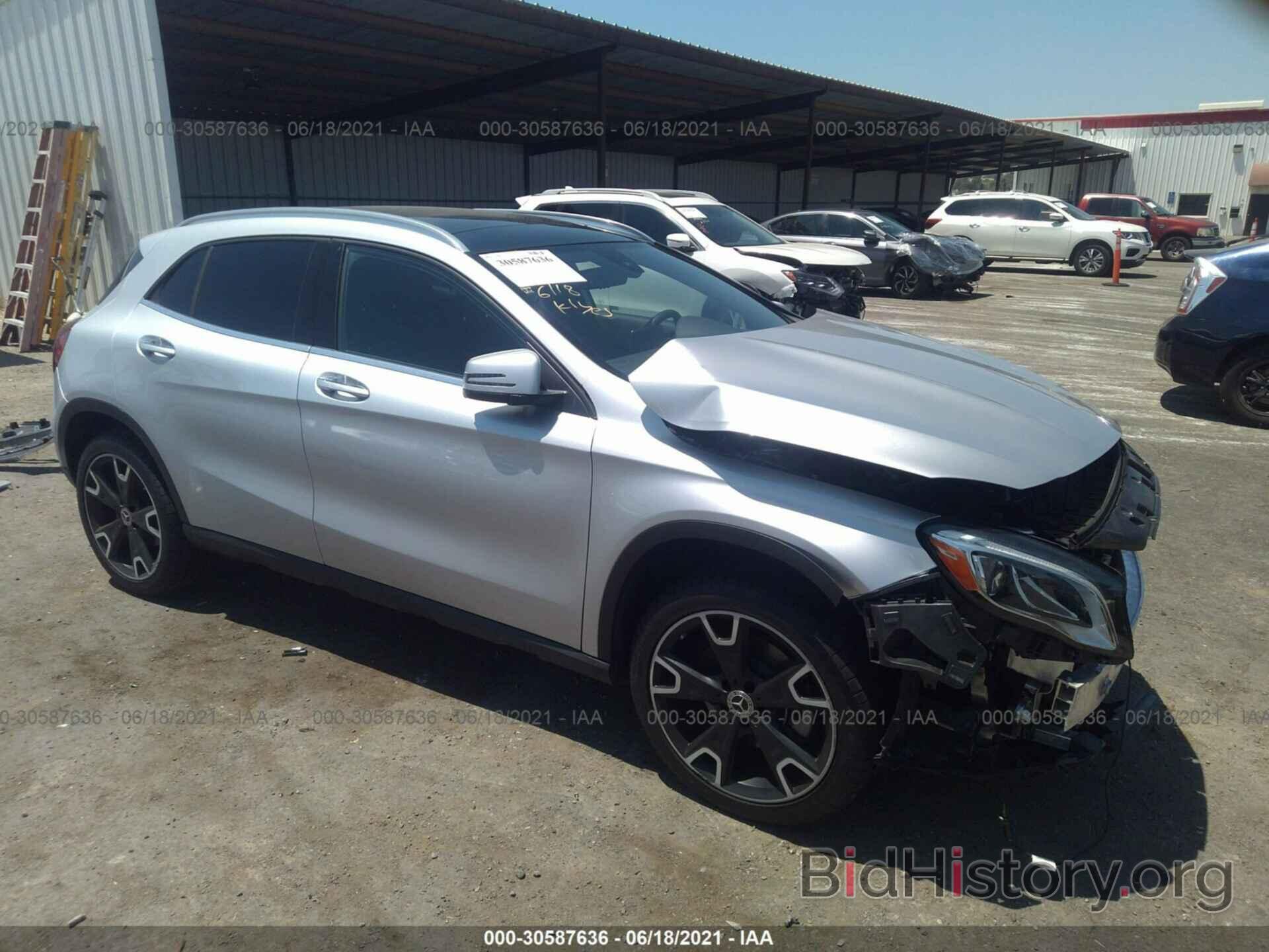 Photo WDCTG4GBXKJ547565 - MERCEDES-BENZ GLA 2019