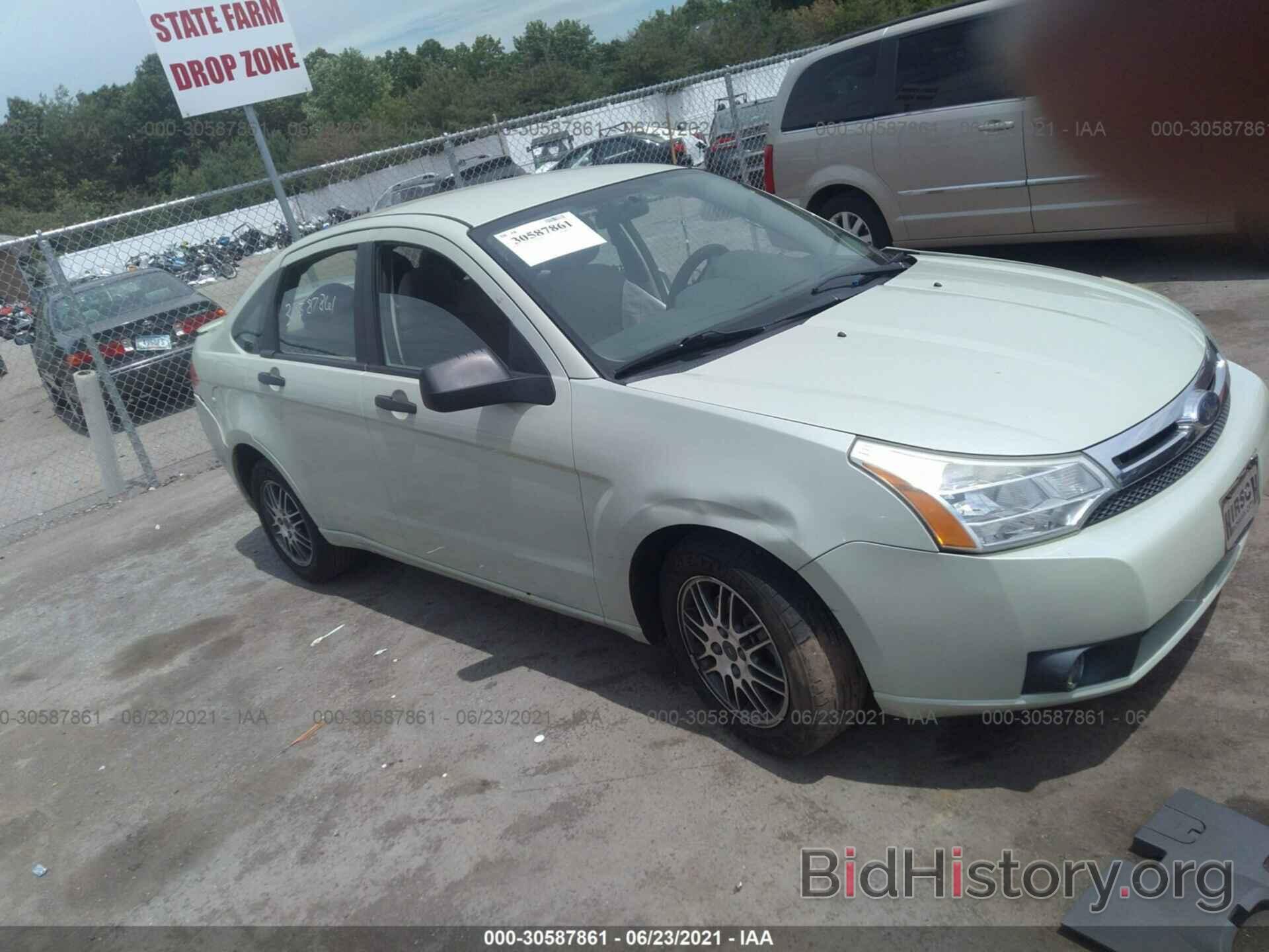 Photo 1FAHP3FN3AW186771 - FORD FOCUS 2010