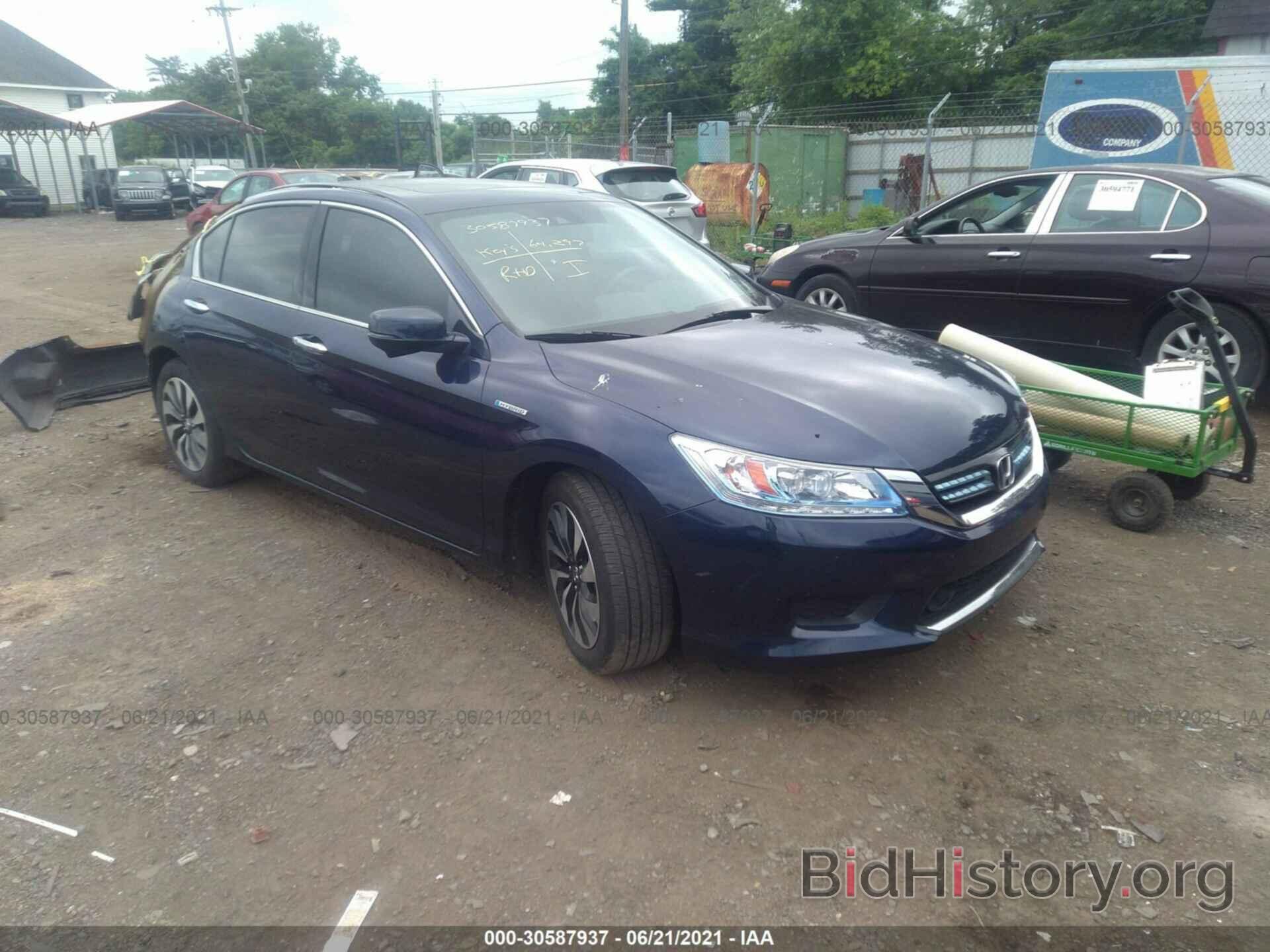 Photo 1HGCR6F76FA010191 - HONDA ACCORD HYBRID 2015