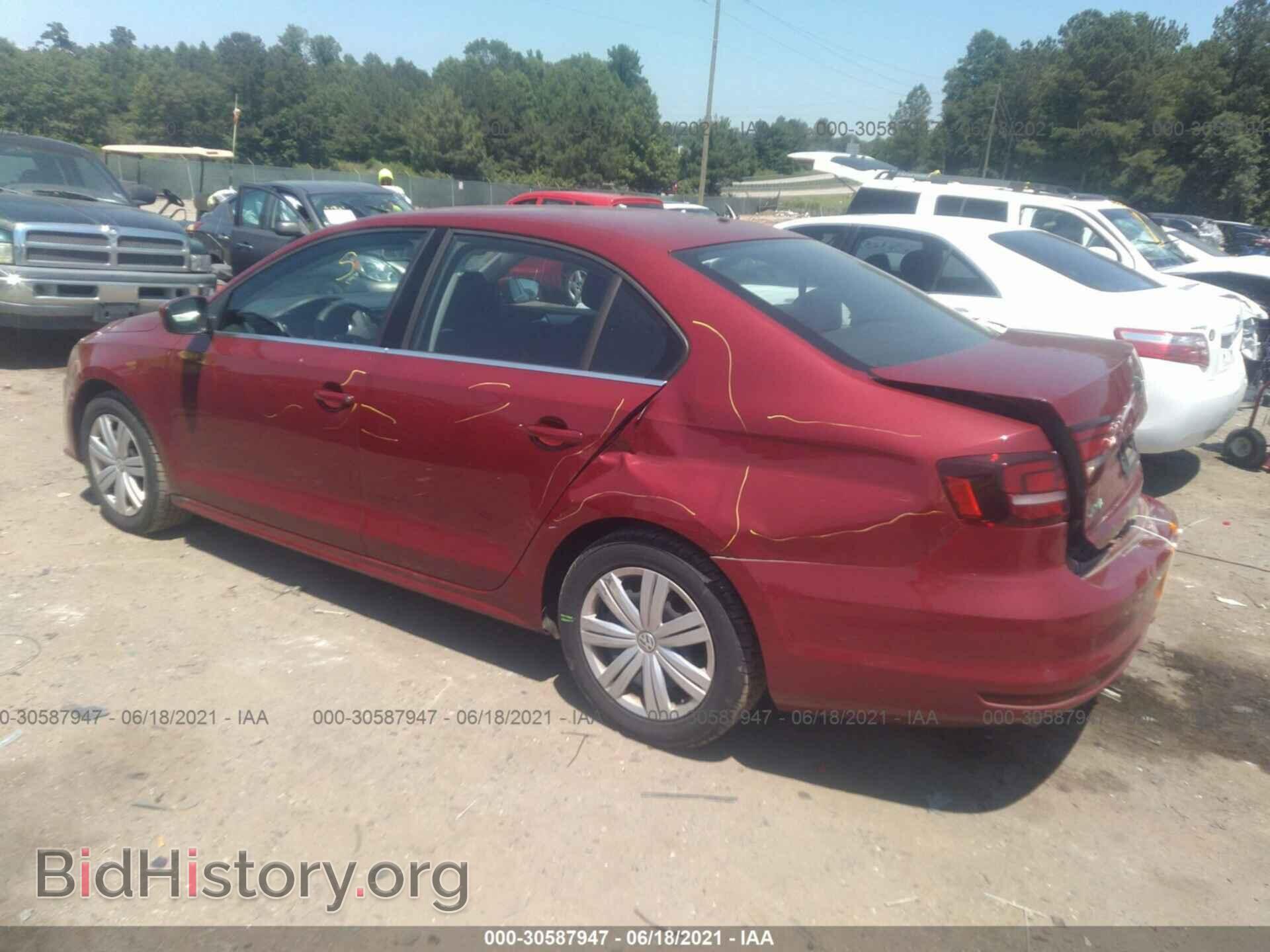 2017 VOLKSWAGEN JETTA - VIN: 3VW2B7AJ6HM409614 - Фото 3