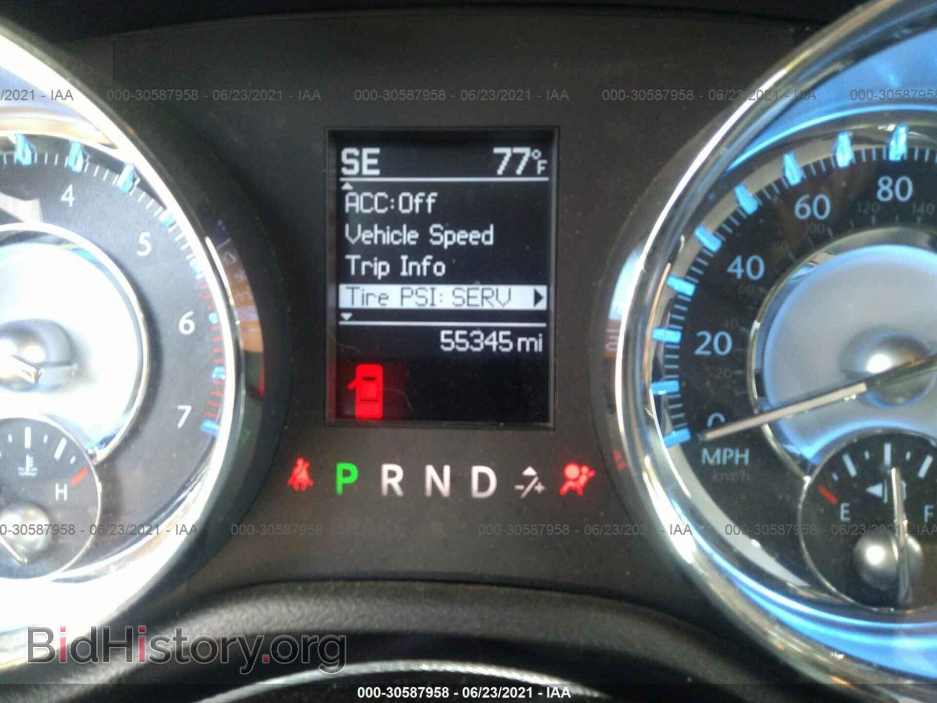 2011 CHRYSLER 300 - VIN: 2C3CA6CT0BH514386 - Фото 7