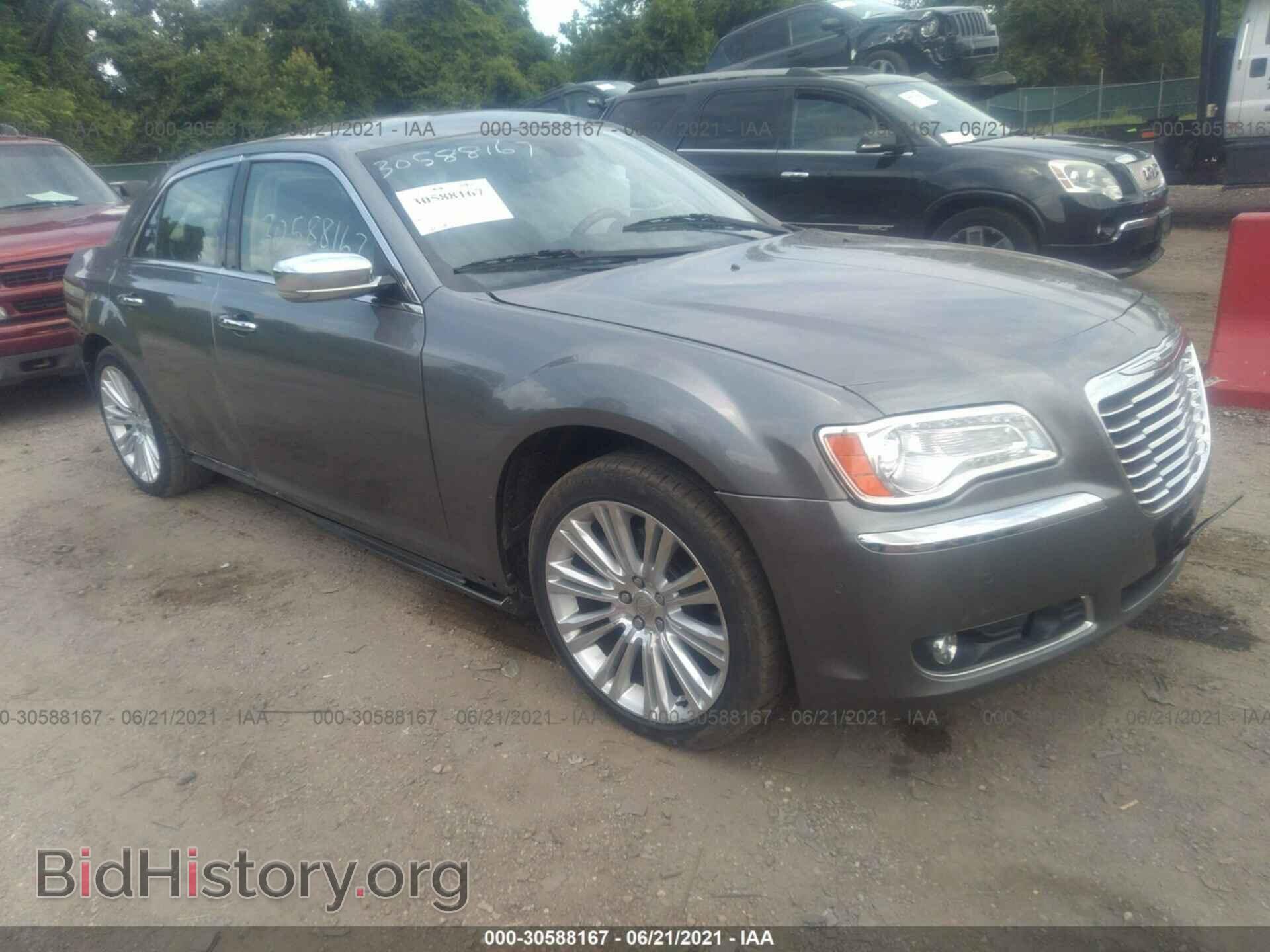 Photo 2C3CA6CT9BH595985 - CHRYSLER 300 2011