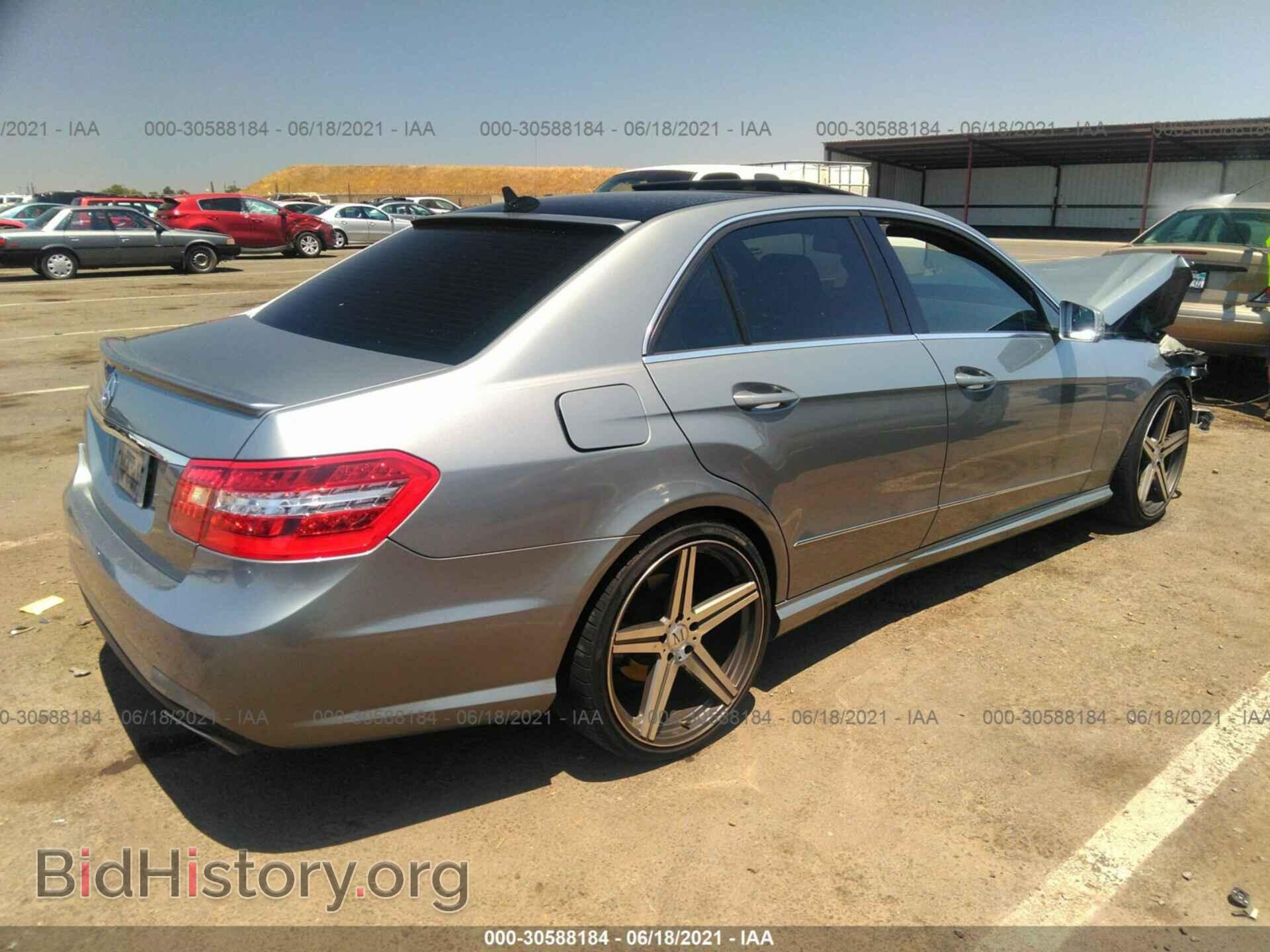 2011 MERCEDES-BENZ E-CLASS - VIN: WDDHF5GB9BA408814 - Фото 4