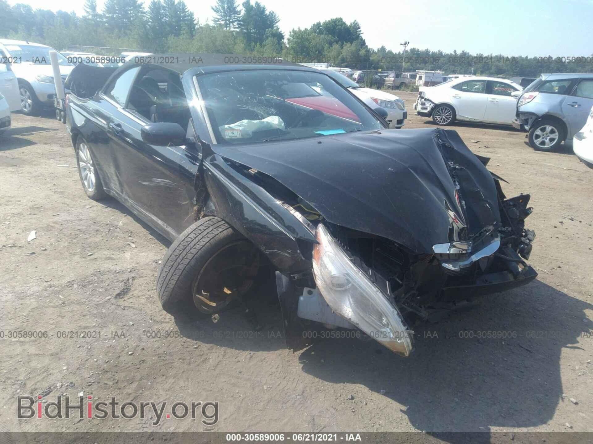 2012 CHRYSLER 200 - VIN: 1C3BCBEB7CN215568 - Фото 6