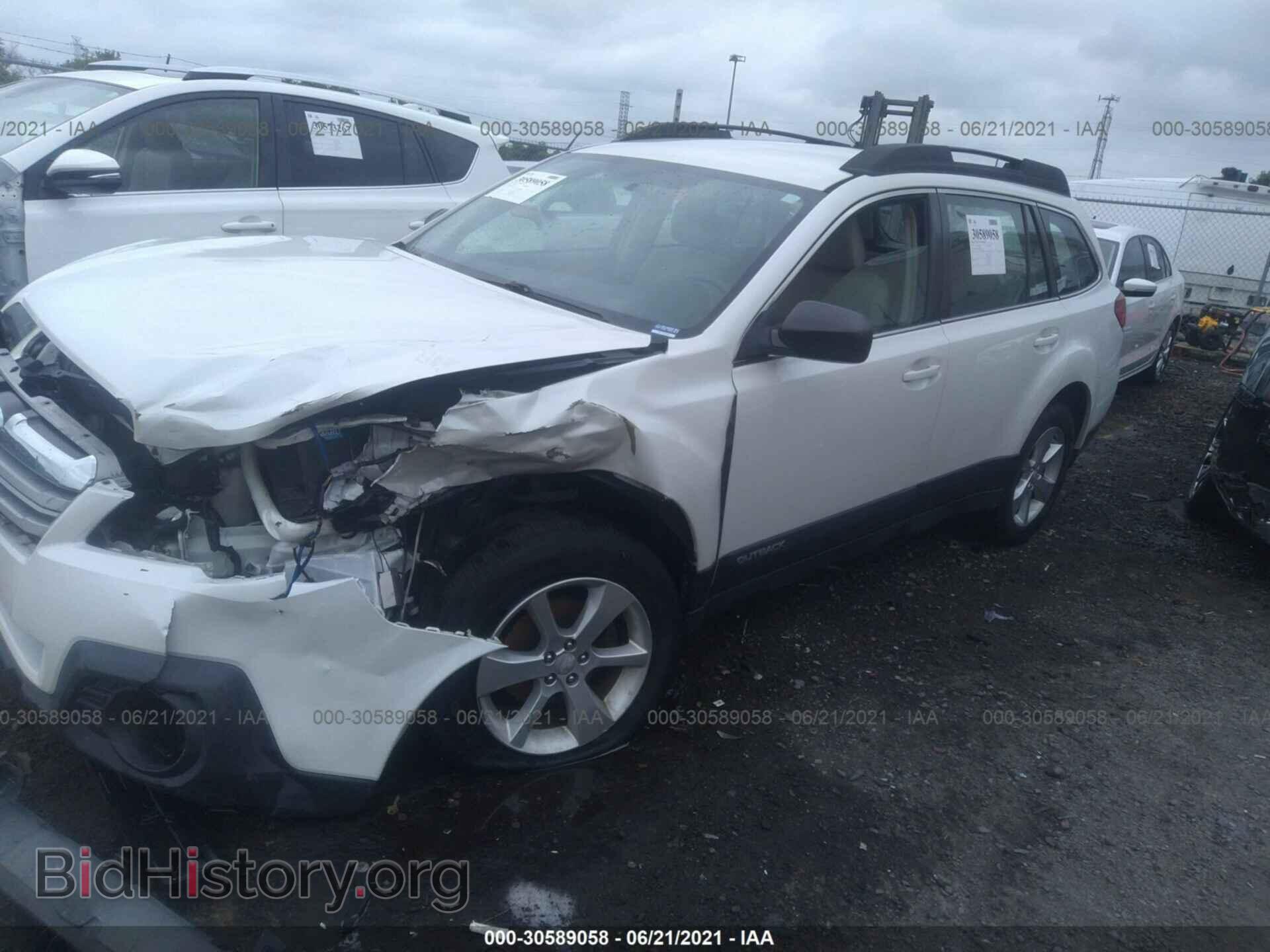 2014 SUBARU OUTBACK - VIN: 4S4BRBAC8E3297474 - Фото 2
