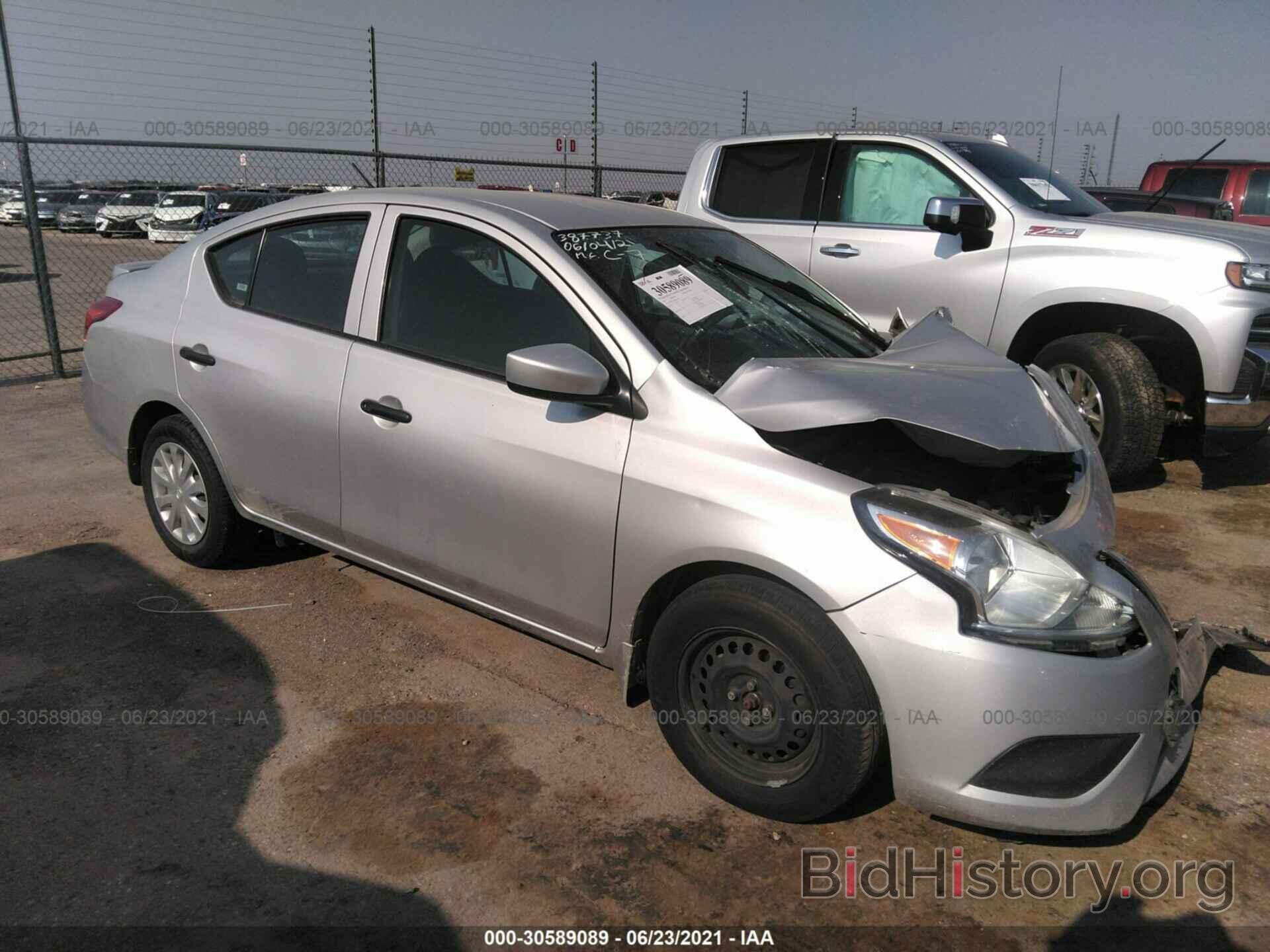 Photo 3N1CN7AP2HL833464 - NISSAN VERSA SEDAN 2017