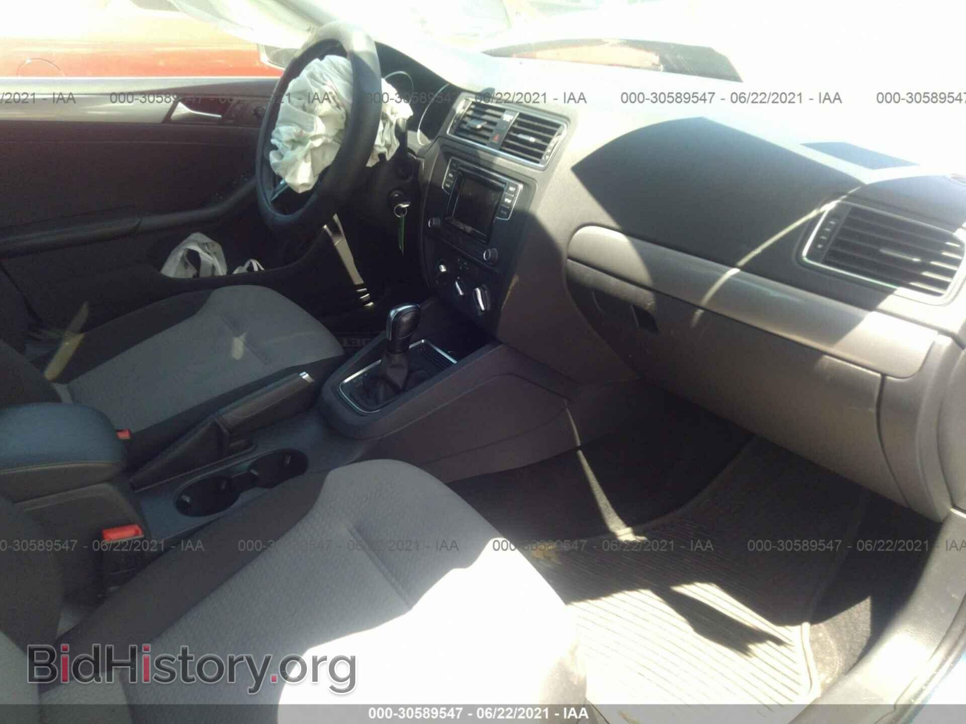 2017 VOLKSWAGEN JETTA - VIN: 3VW2B7AJ7HM410965 - Фото 5