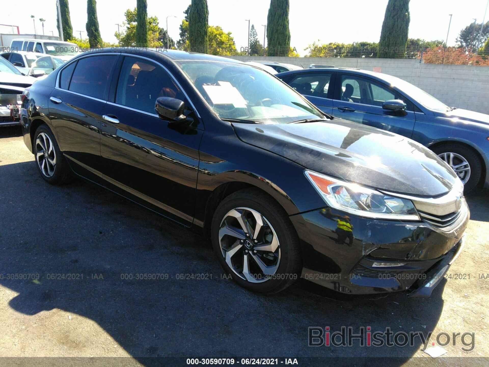 Фотография 1HGCR2F73GA165498 - HONDA ACCORD SEDAN 2016