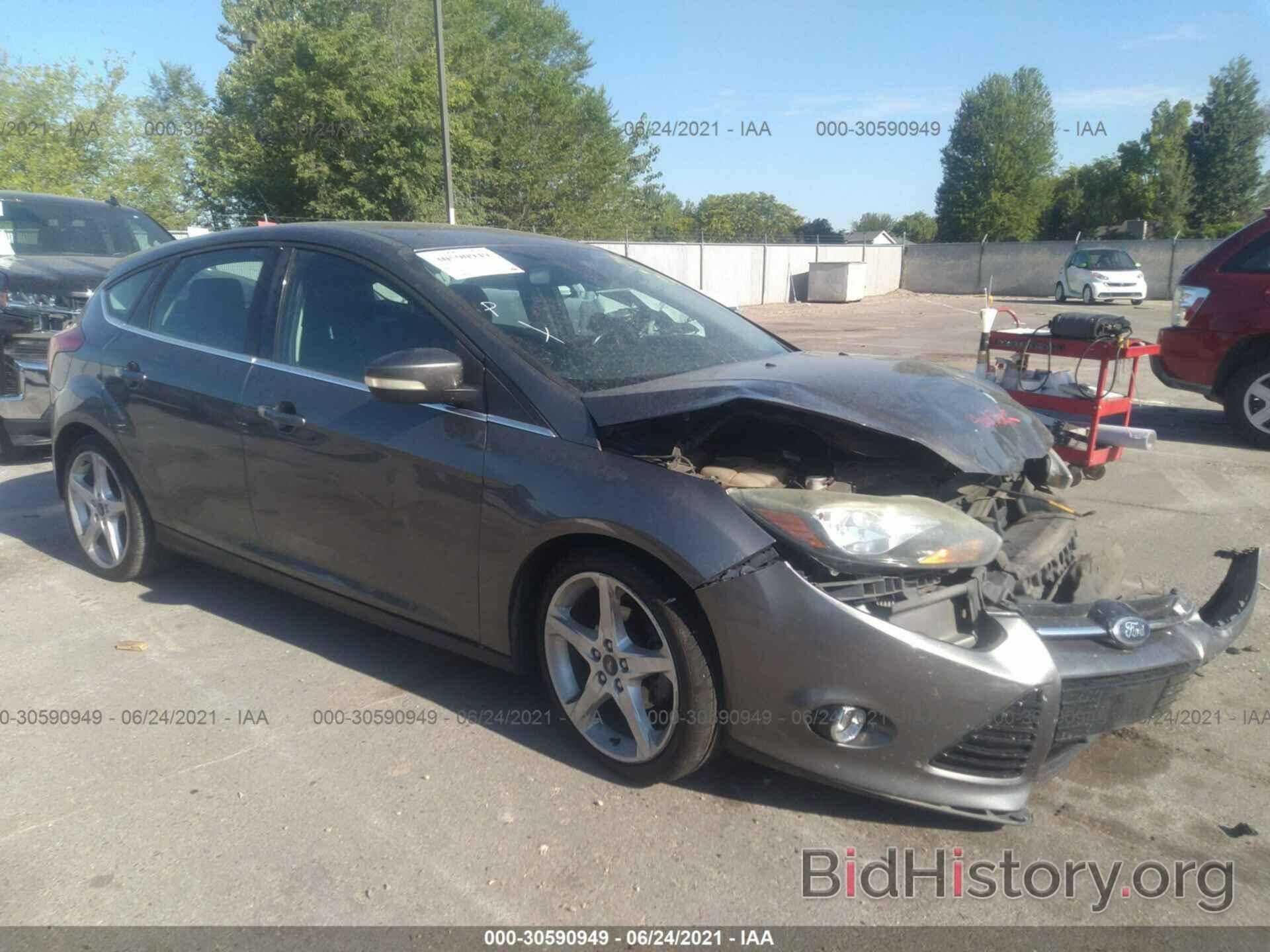 Photo 1FAHP3N28CL403498 - FORD FOCUS 2012