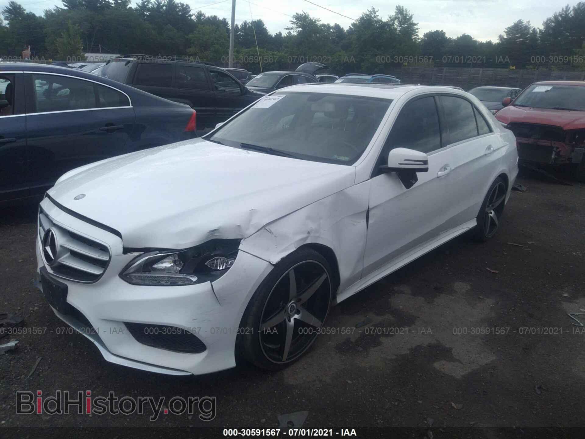 2014 MERCEDES-BENZ E-CLASS - VIN: WDDHF8JB4EA976693 - Фото 2