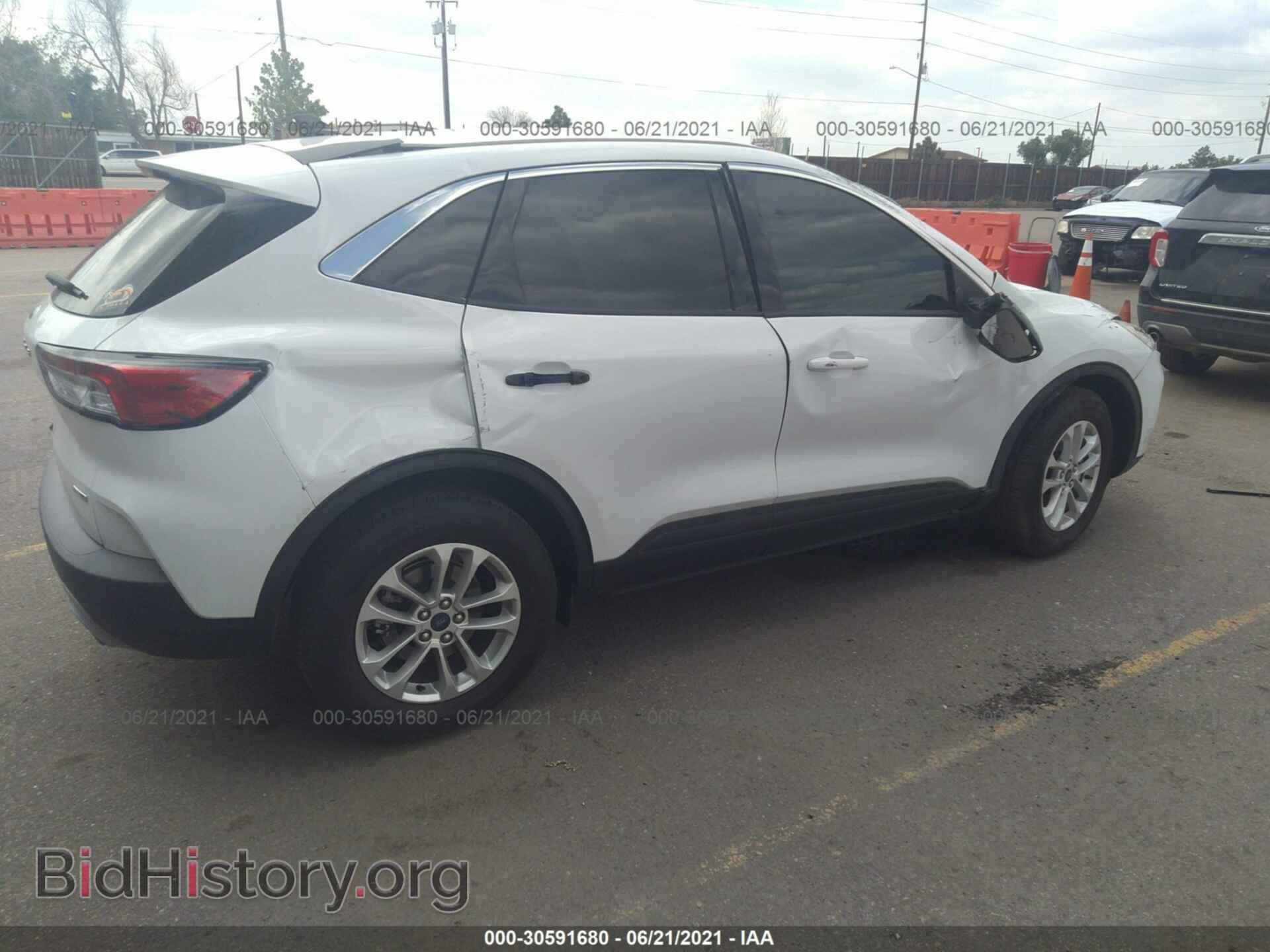 2020 FORD ESCAPE - VIN: 1FMCU9G69LUA84019 - Фото 4